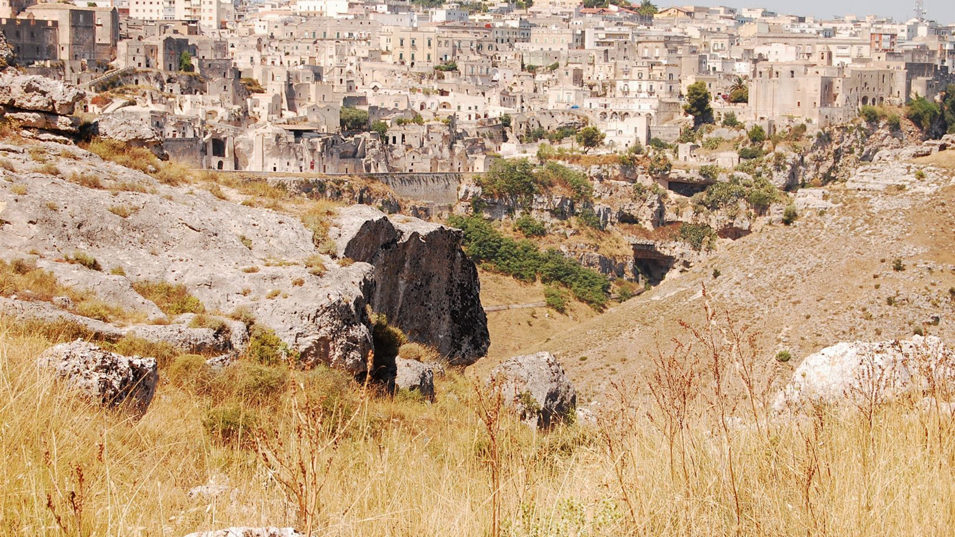 Walking in Puglia & Matera