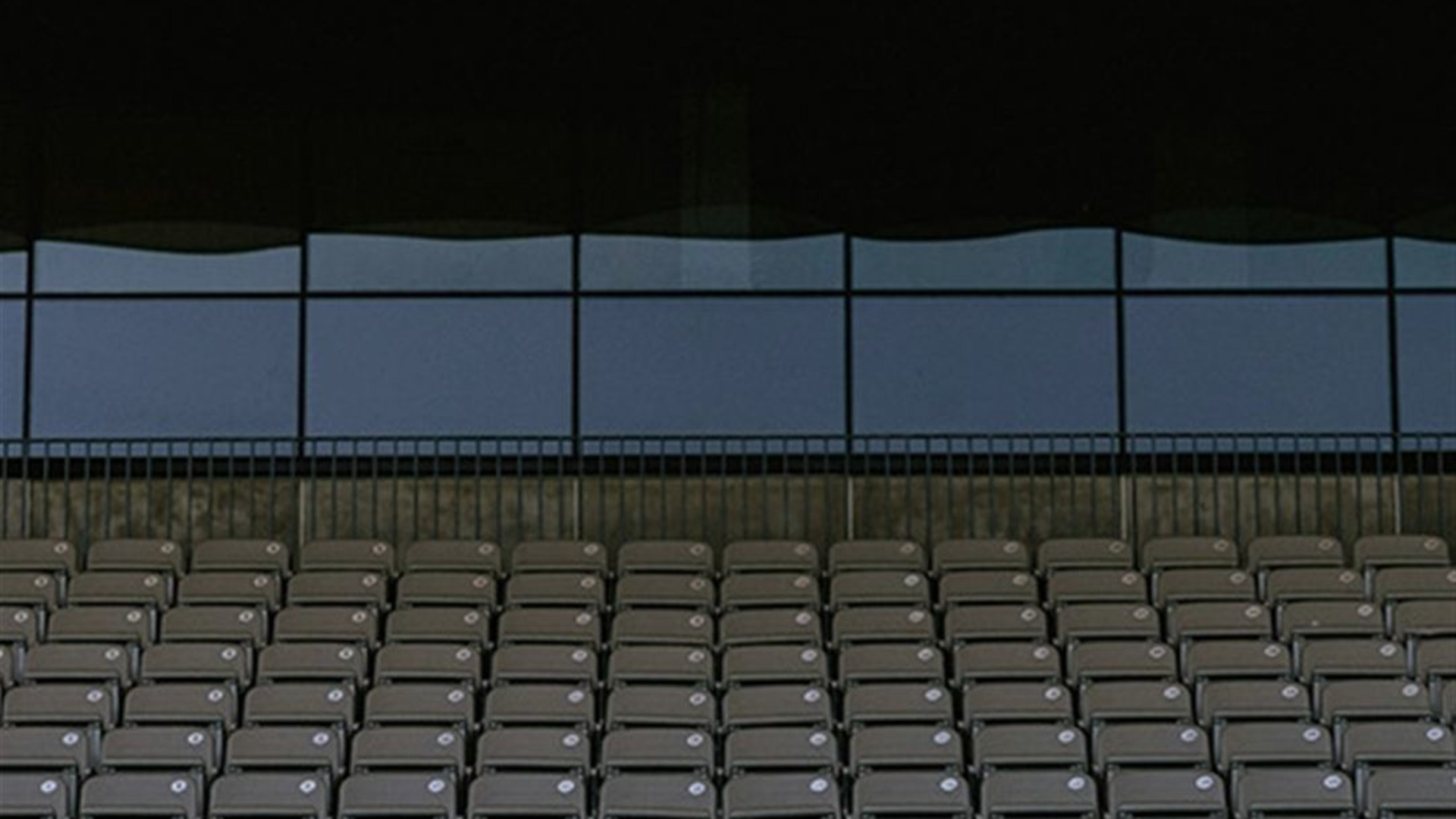Manchester United: From the Stands to the Streets