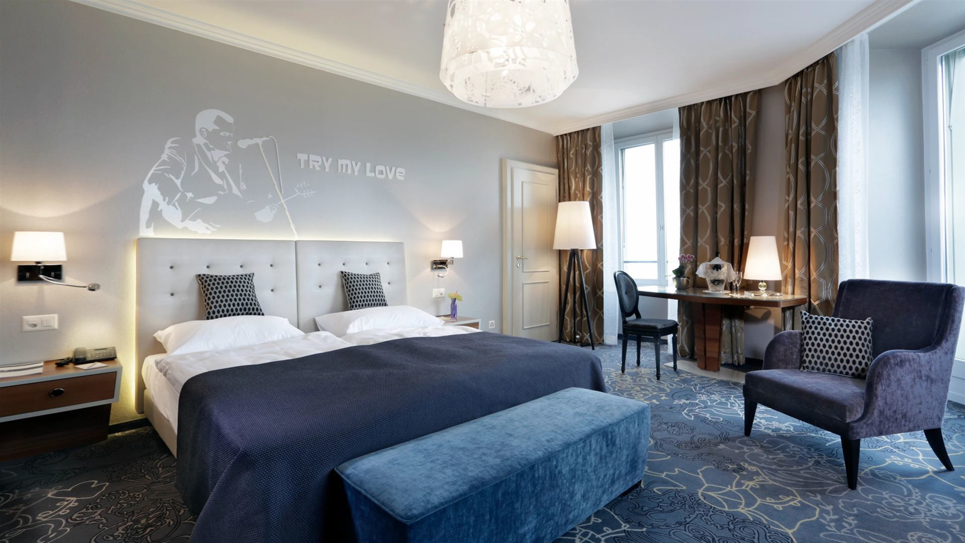 Signature: Iconic Trains of Switzerland & Italy's Lake District