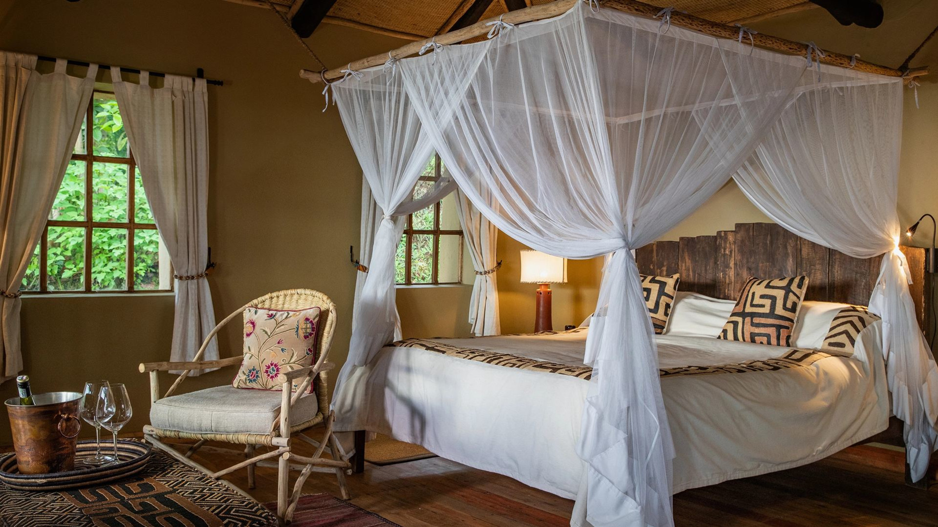 Signature: Kenya & Rwanda — From the Mara to the Mist