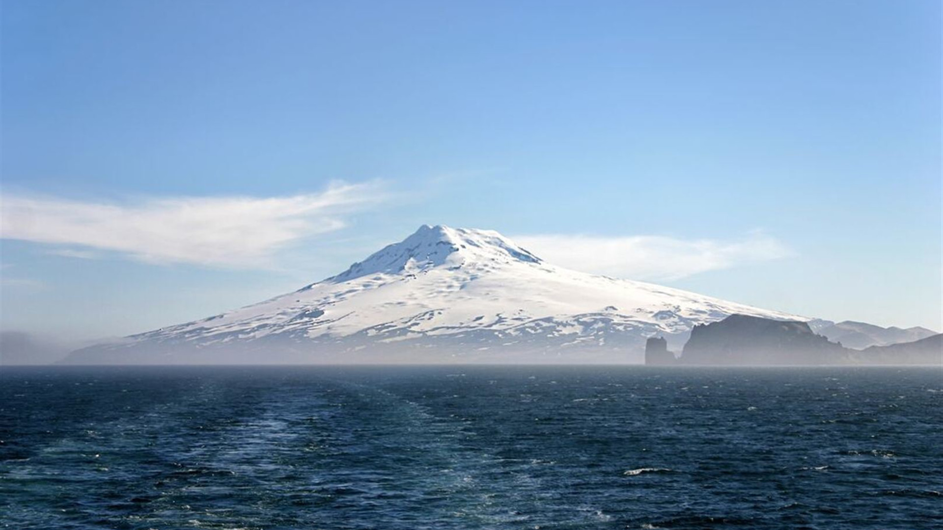 Four Arctic Islands (Ocean Albatros) 