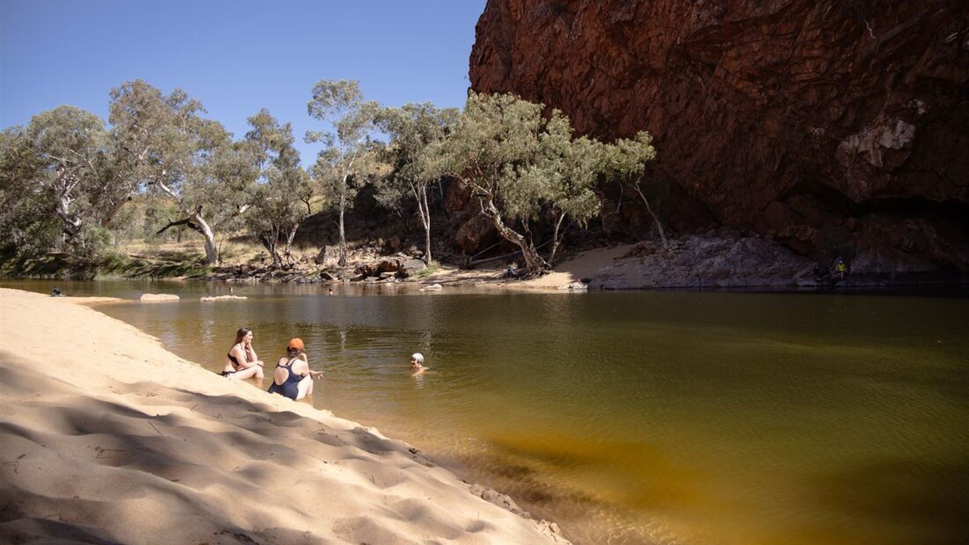 Central Australia & Uluru Family Holiday