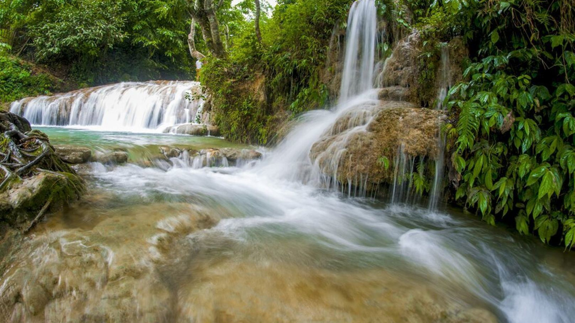 Vietnam Short Break: Hanoi to Ninh Binh	
