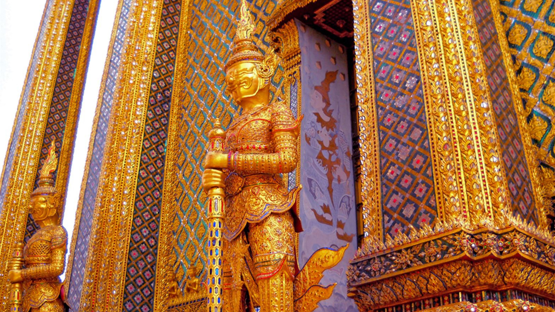 Wonders of Thailand: A Cultural Journey from Bangkok to Phuket