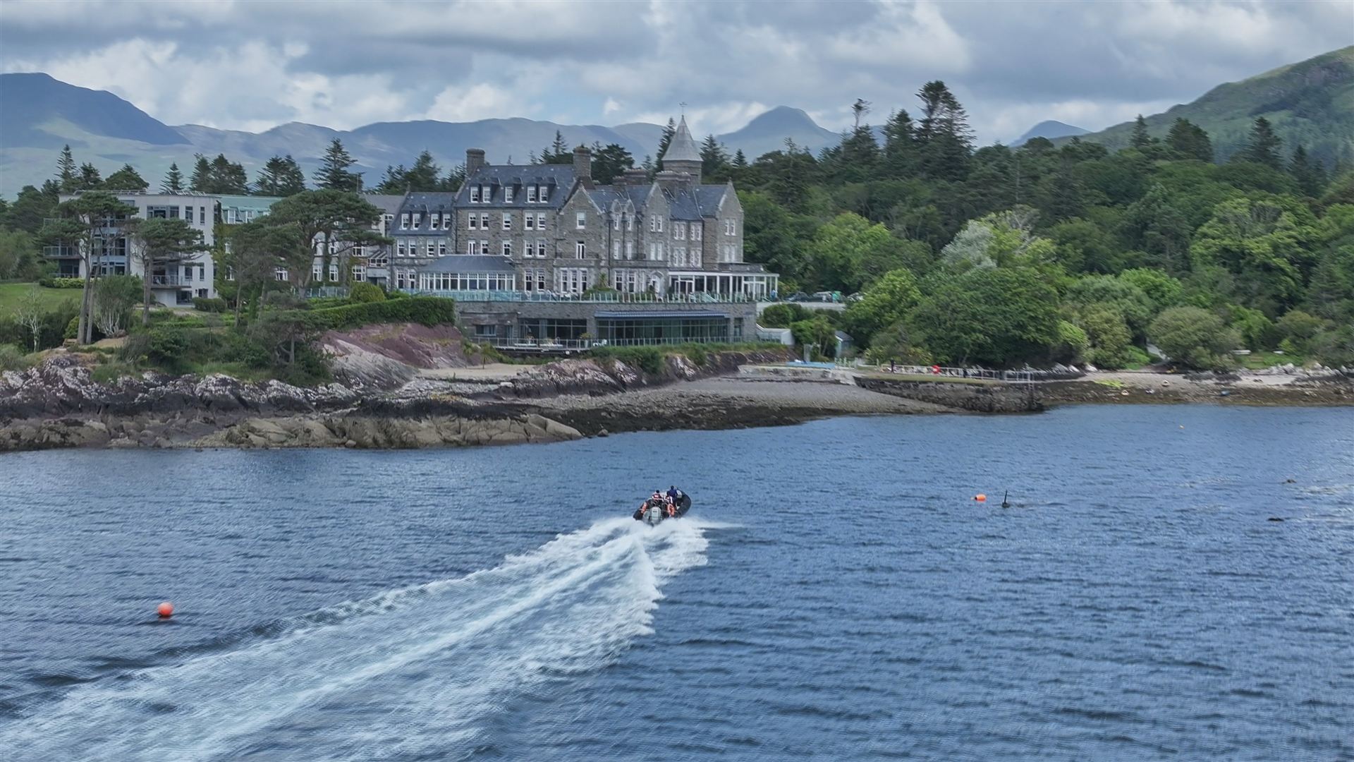 Ireland: Charming Villages, Traditional Tales & Hiking the Dingle Peninsula