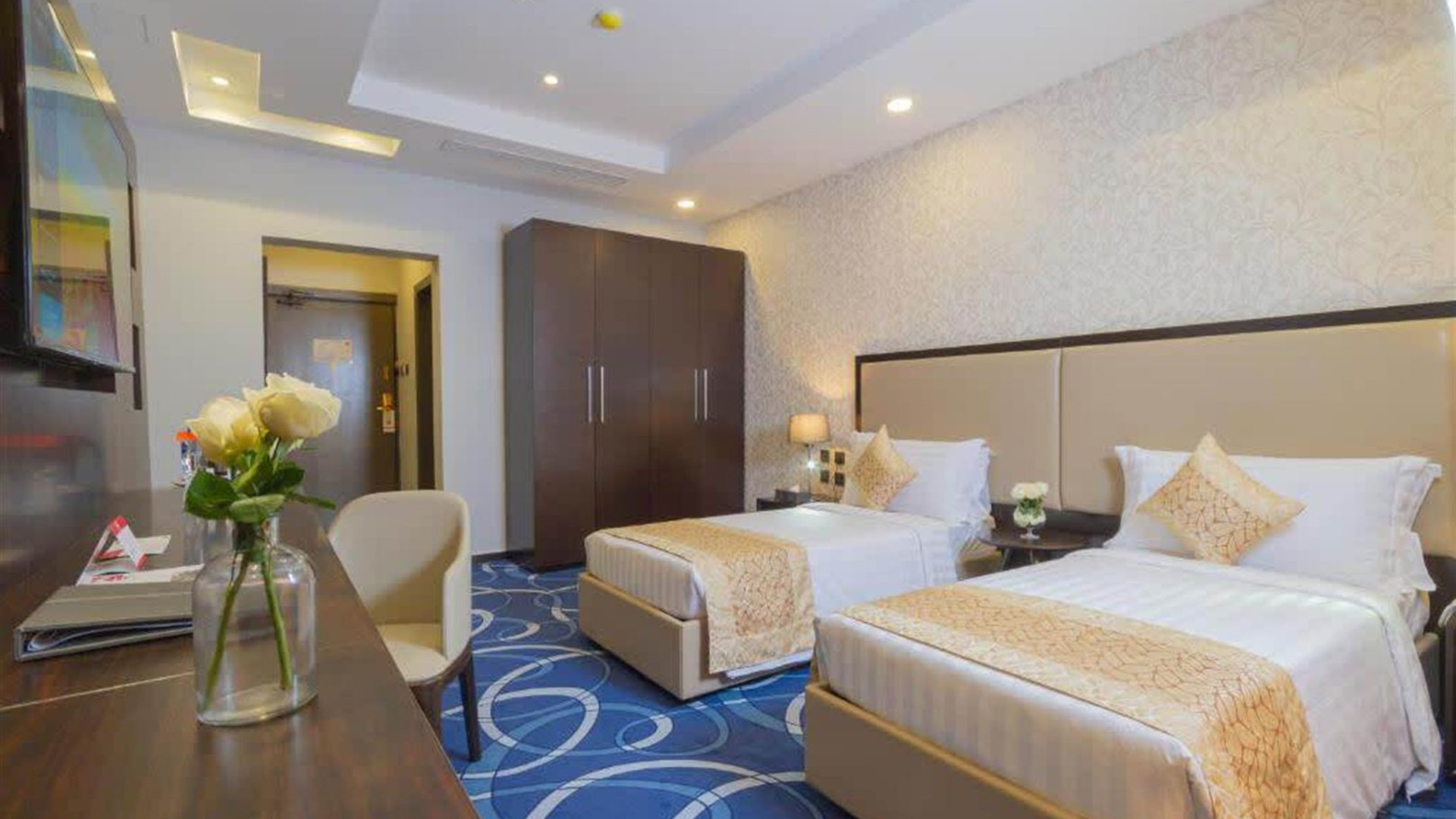 Saudi Arabia Explorer - Total Eclipse