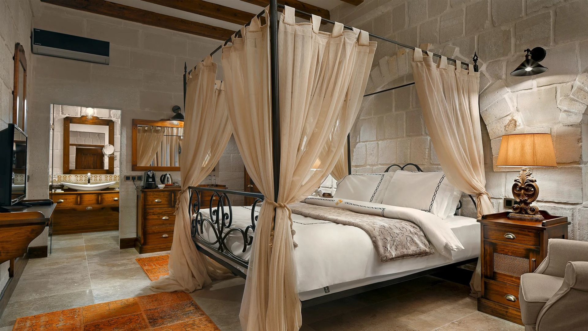 Signature: Turkey's Istanbul, Ephesus & Cappadocia