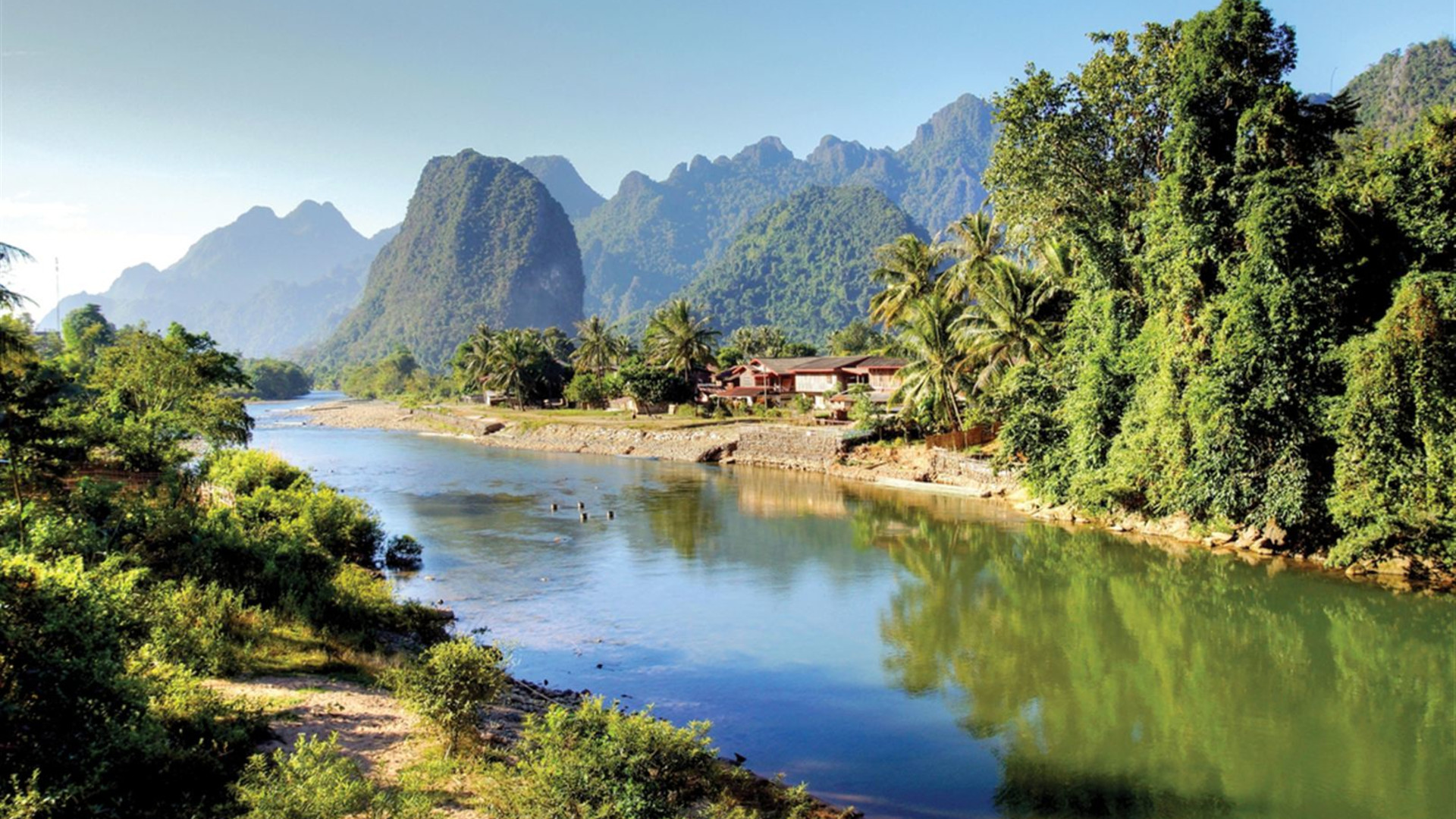 18 to 35s Essential Thailand & Laos
