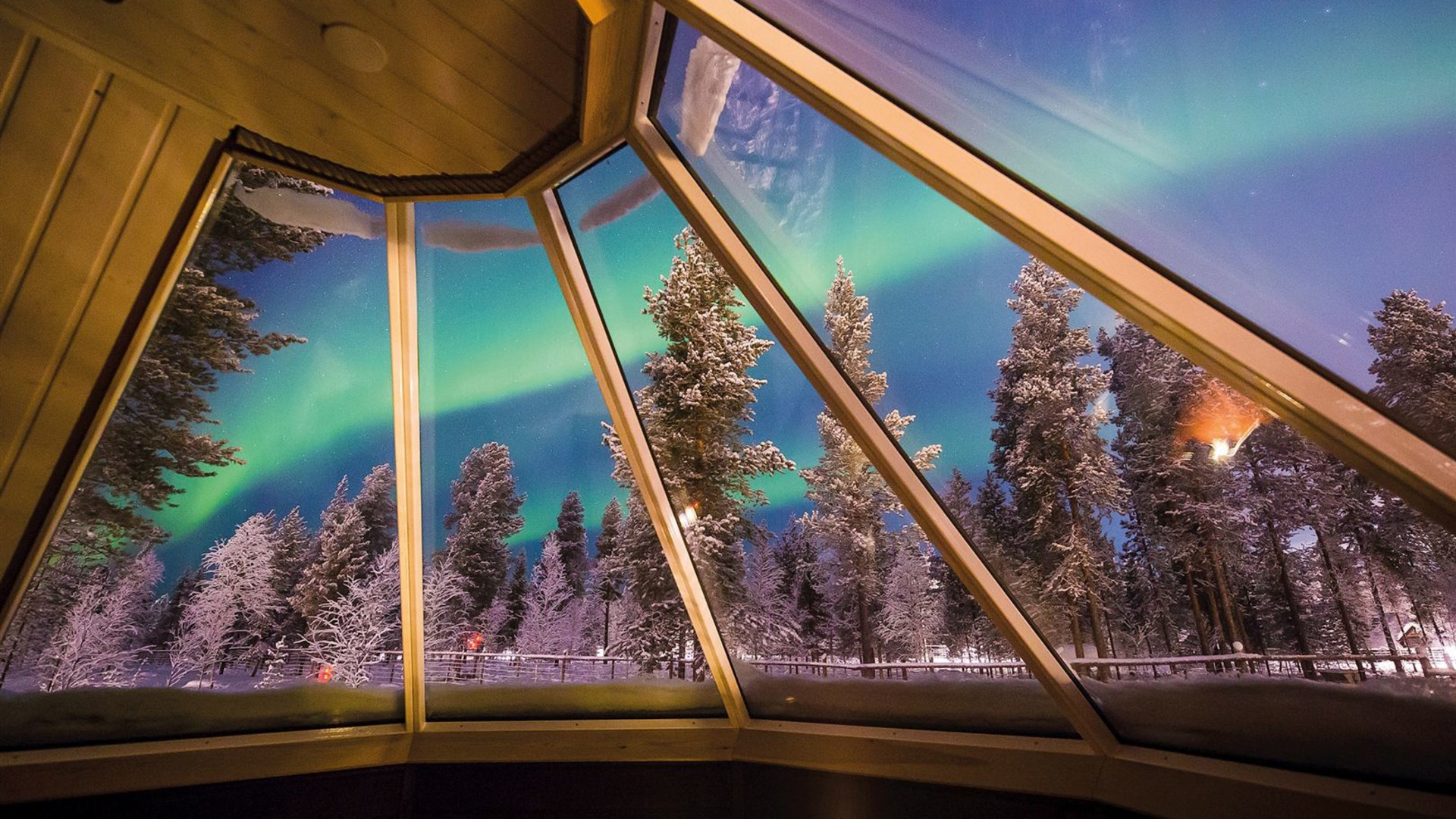 Northern Lights of Scandinavia - Small Group