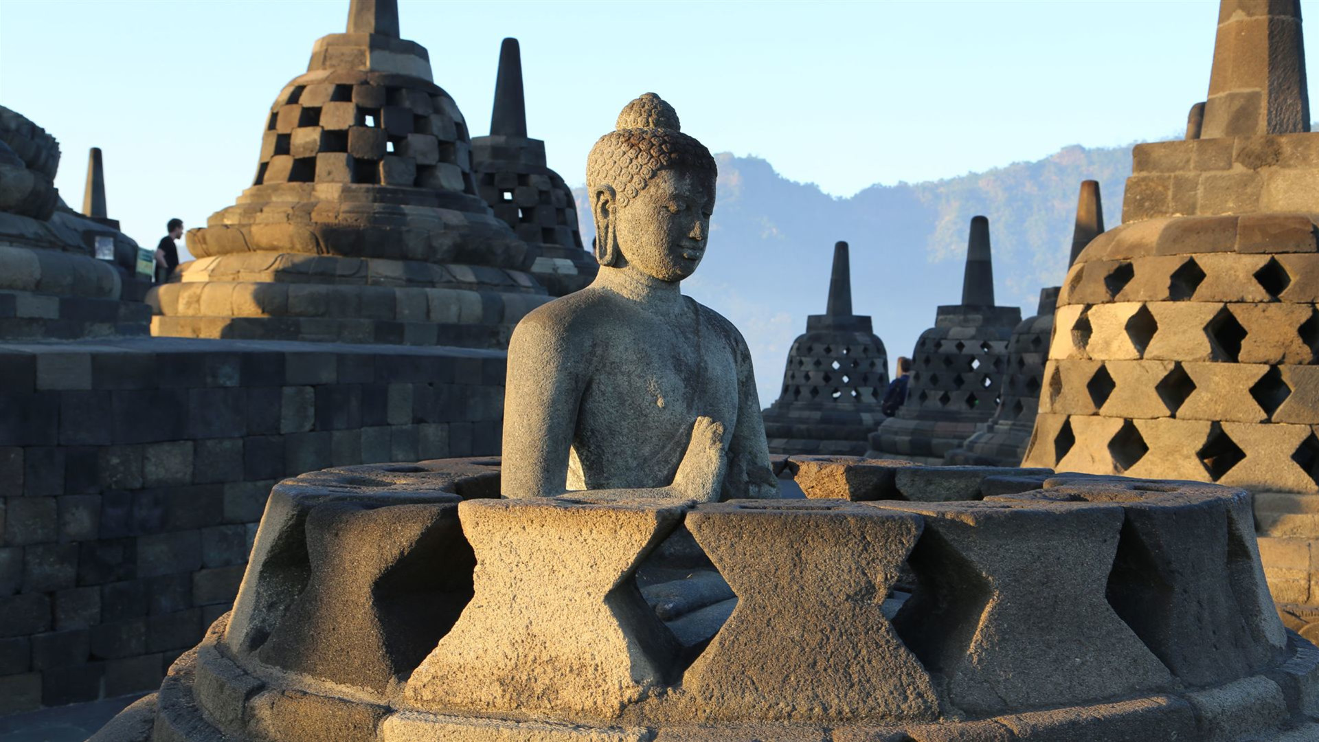 Klassisches Java: Borobudur und Berg Bromo
