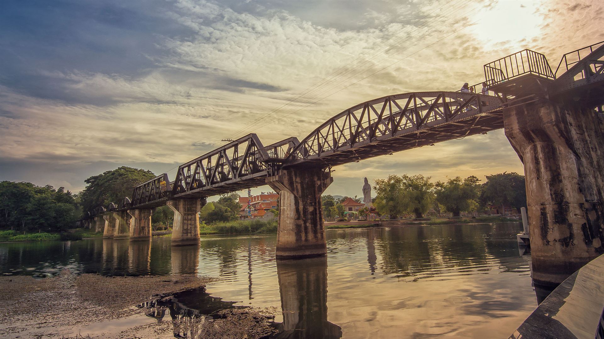 Journeys: Iconic Thailand