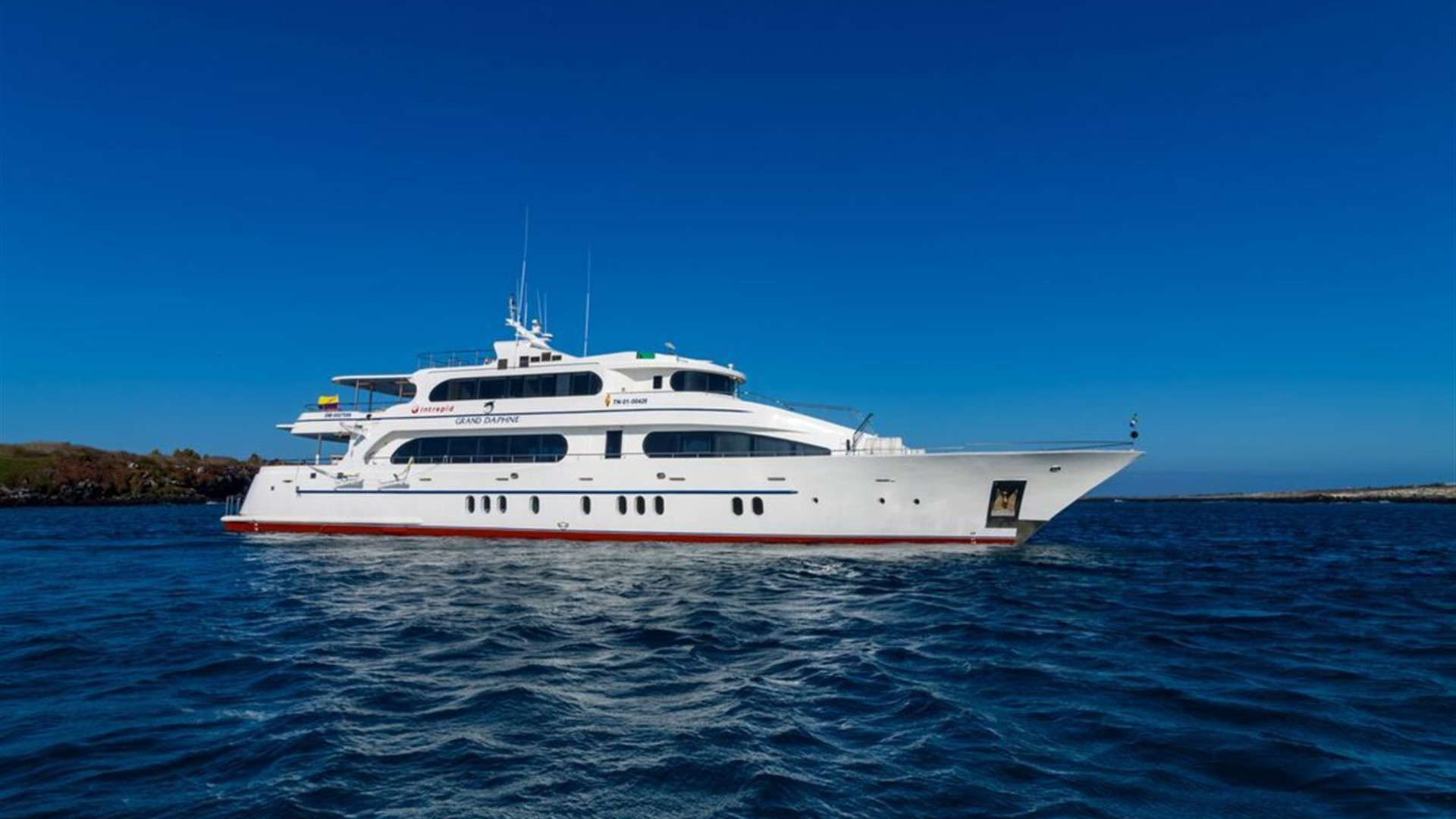 Galapagos Cruise & Peru’s Land of the Incas (Grand Daphne)