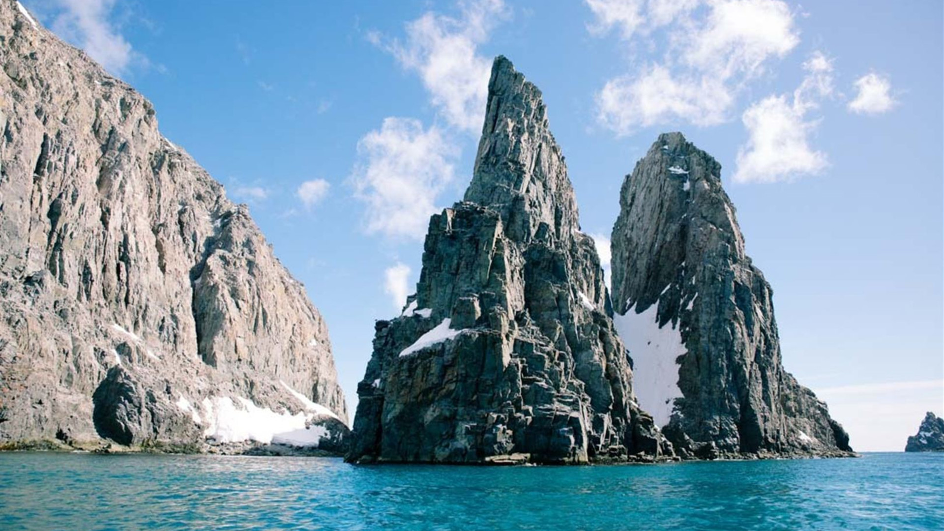 Antarctic Peninsula: The Classic Voyage (Ocean Albatros)