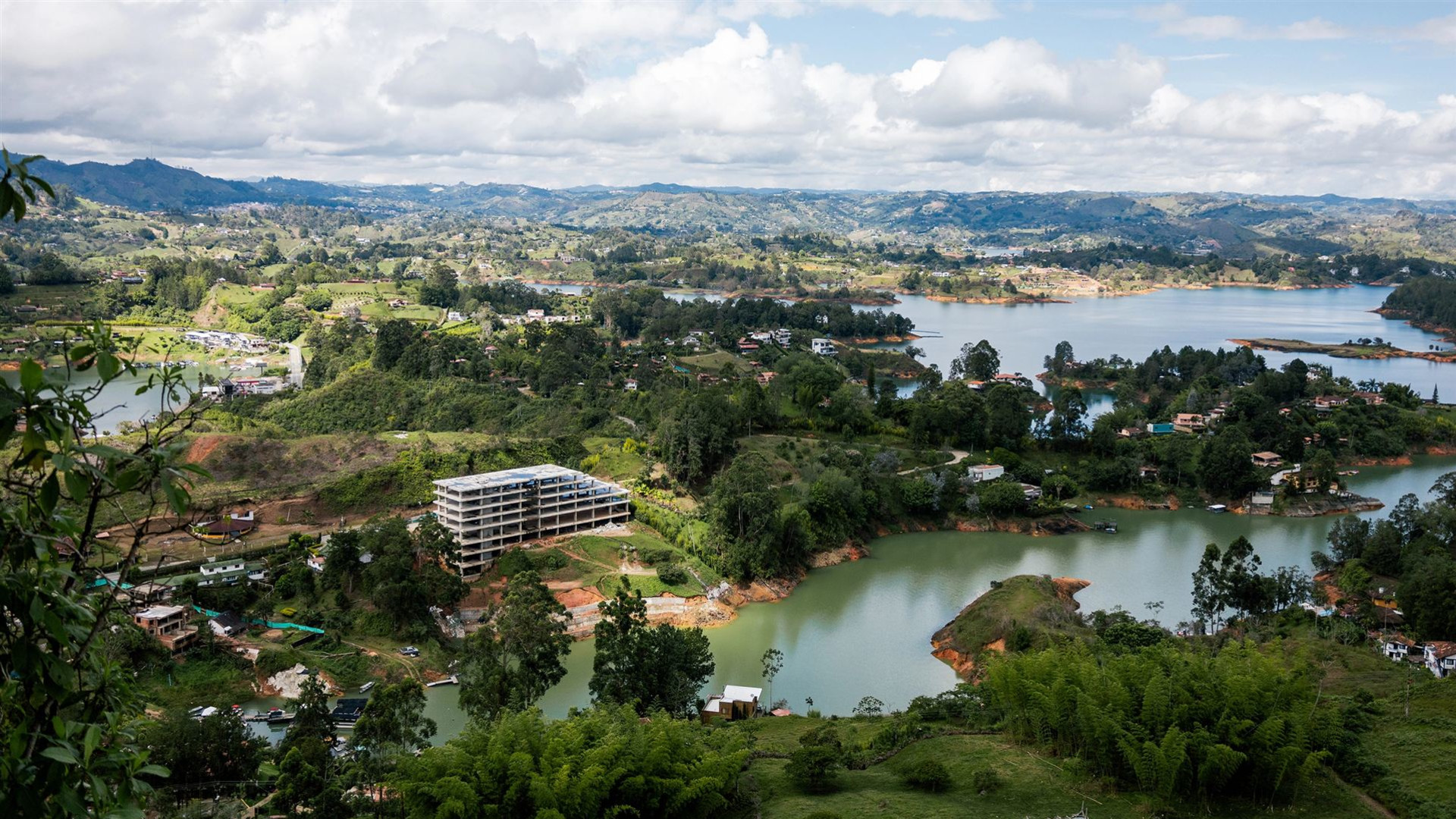 Kolumbien: Anden, Guatapé & Karibik
