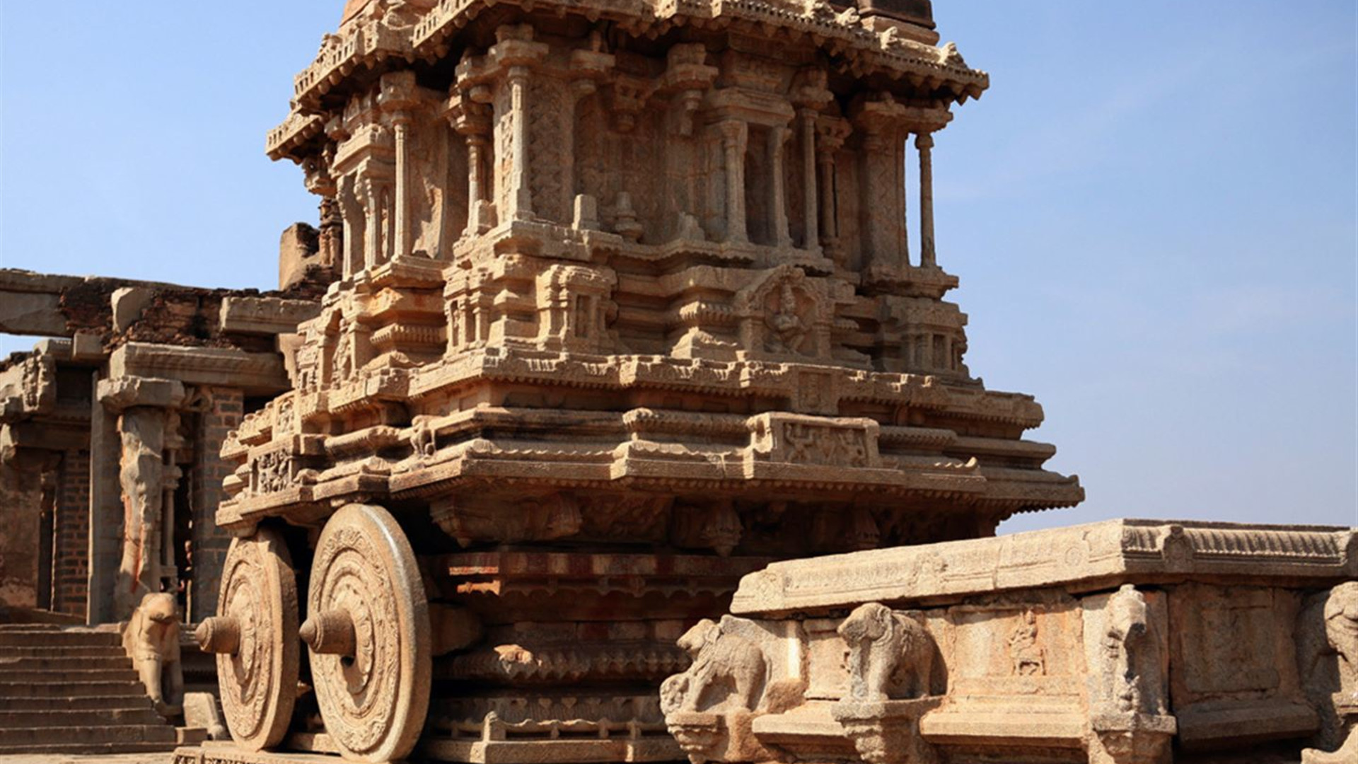 India: Ancient Ruins & Kerala Beaches