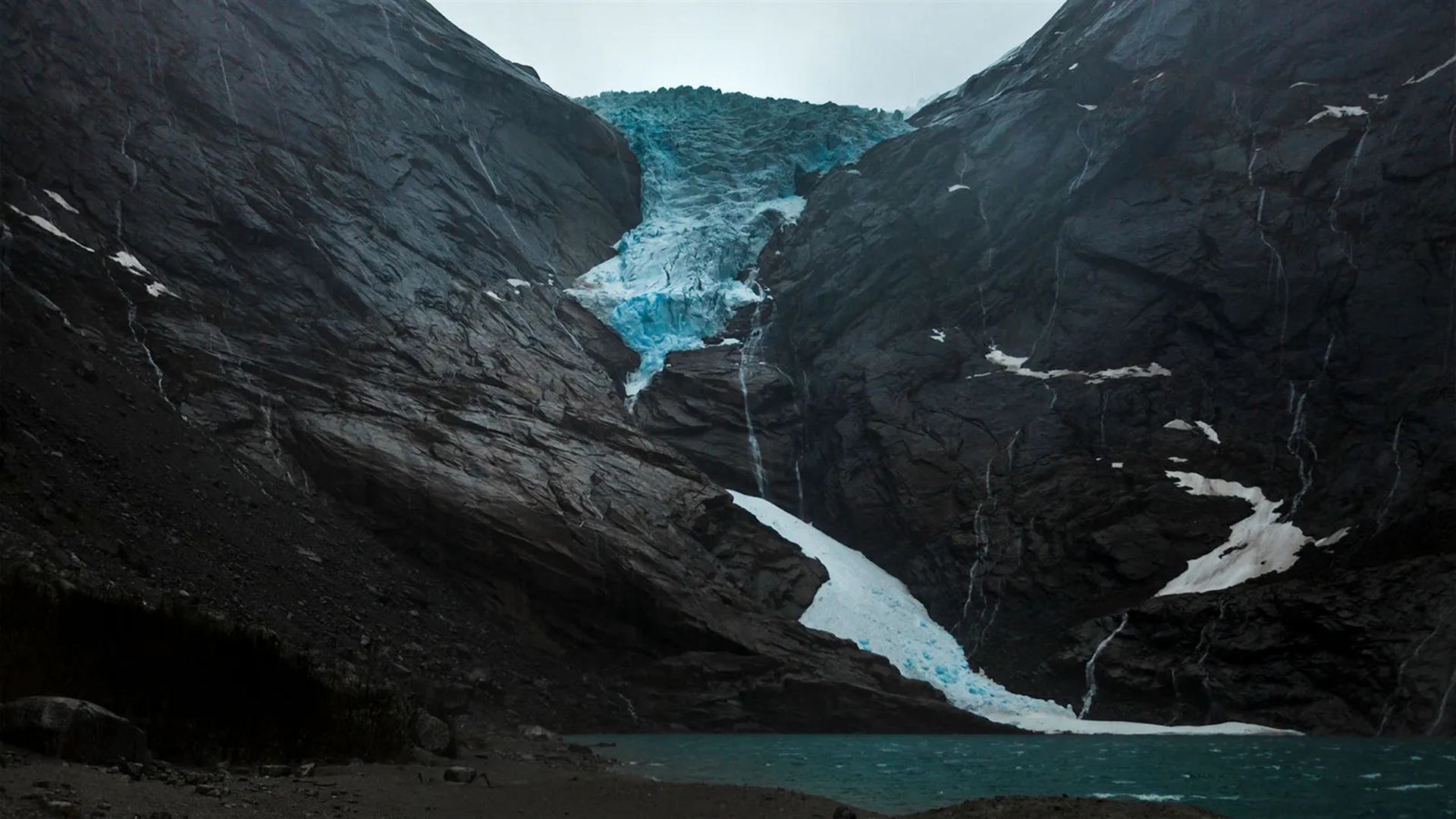 Signature: Norway's Fjords & Mountain Vistas