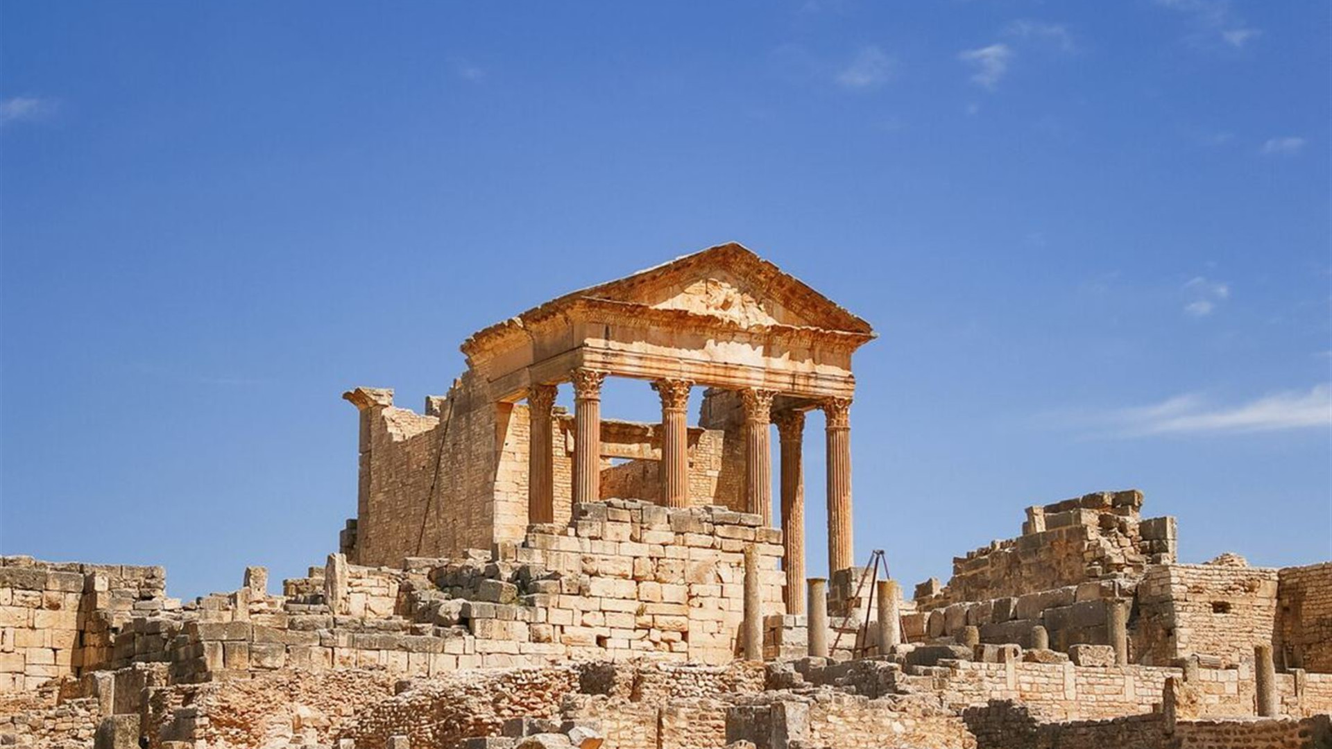 Premium Tunisia