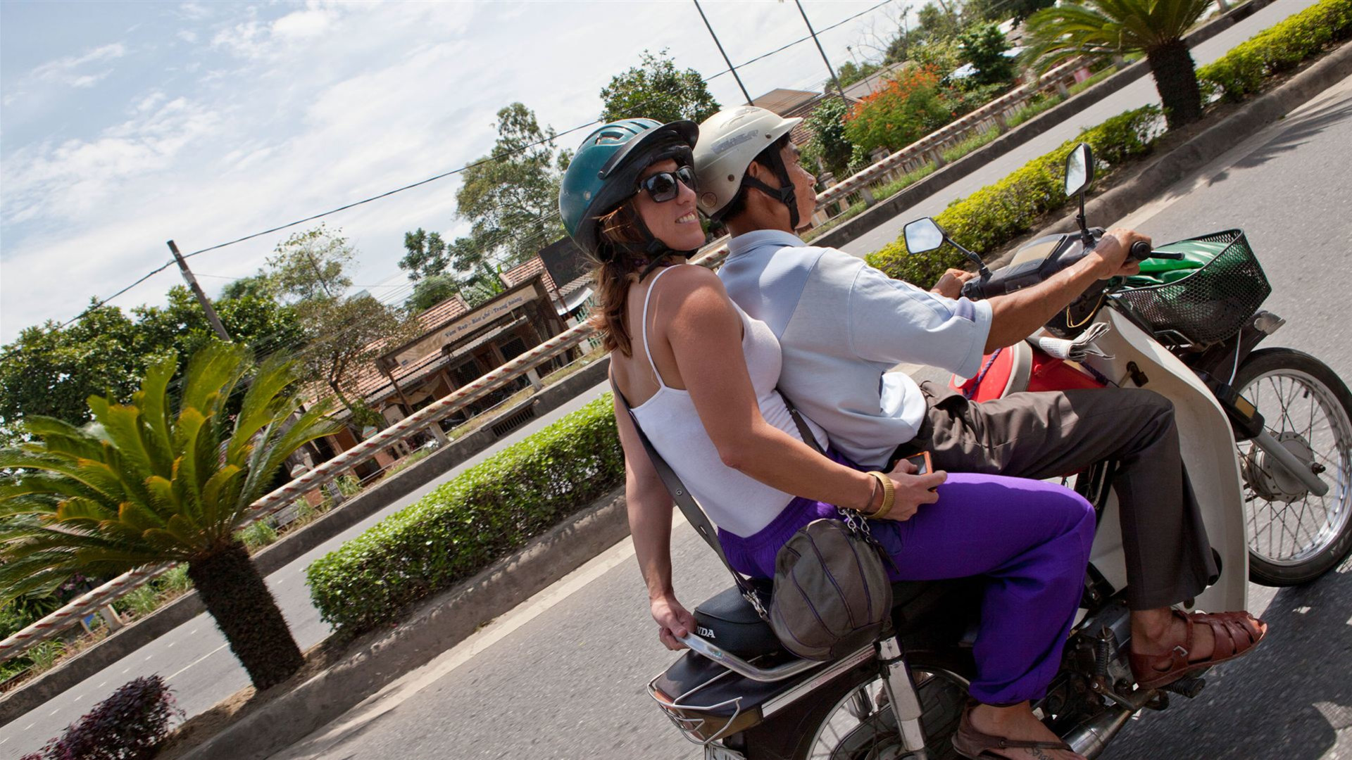Erlebnisreise durch Vietnam: Hoi An, Strände & Ho-Chi-Minh-Stadt