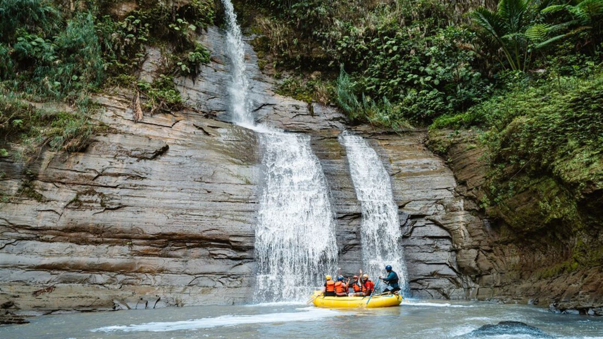 Fiji: Hike, Raft & Snorkel