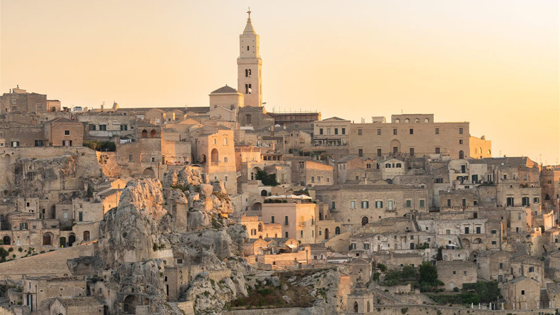 Premium Italy in Depth