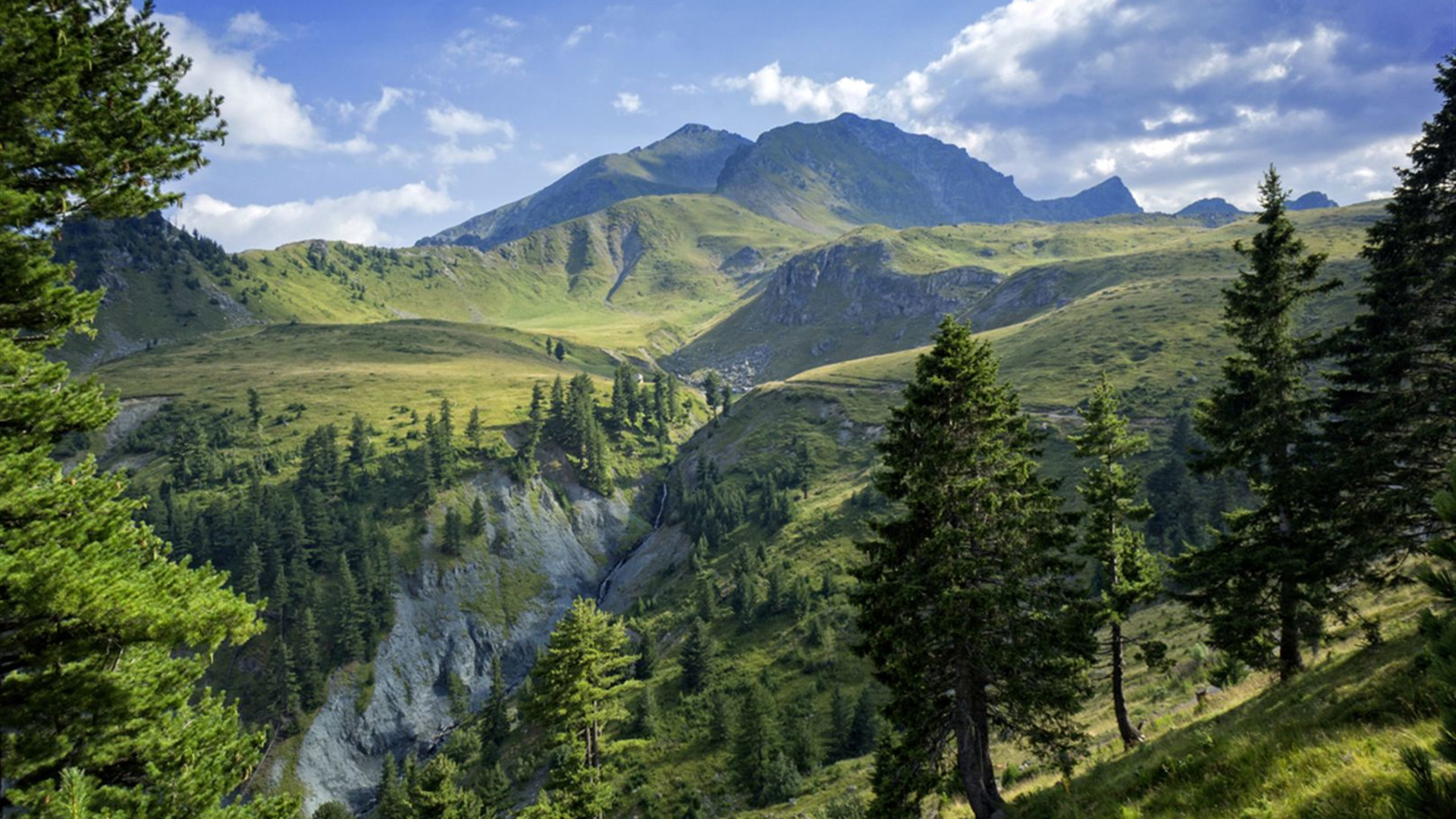 Kosovo, Albania & Macedonia Explorer