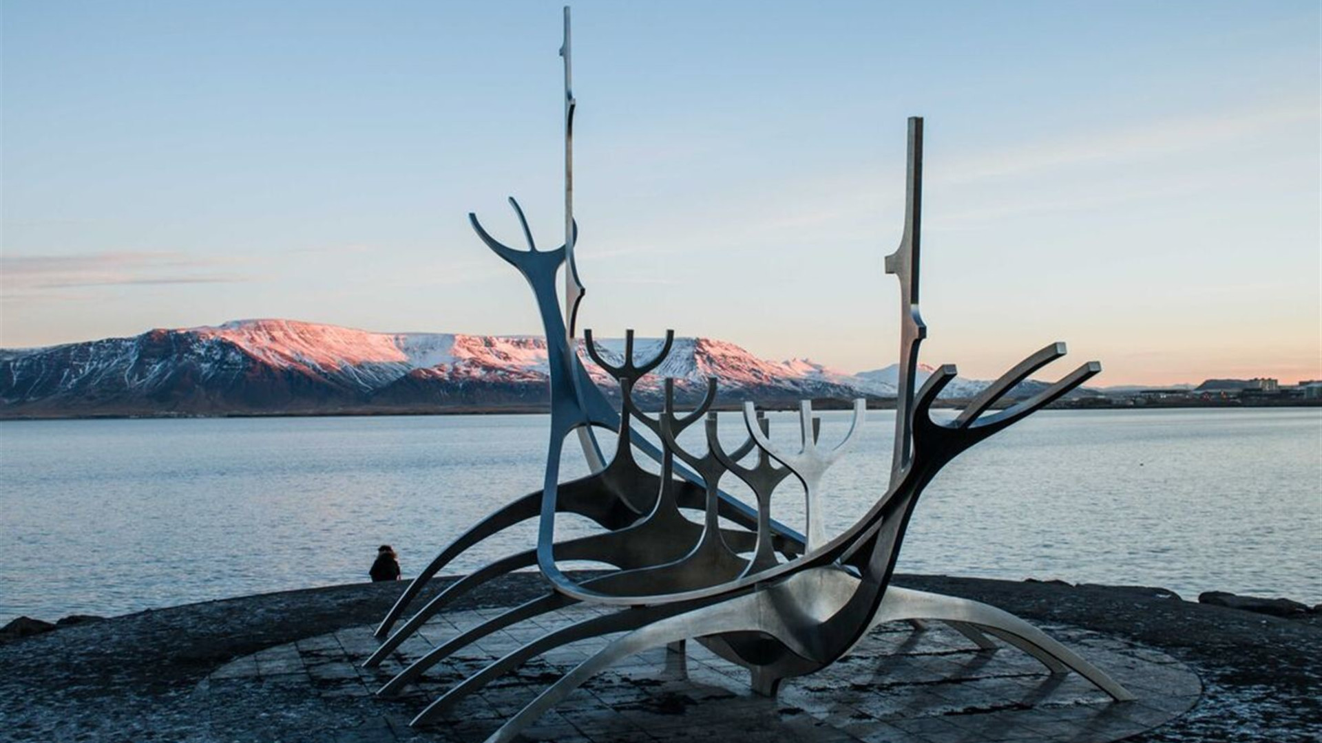 Iceland's Classic Northern Lights