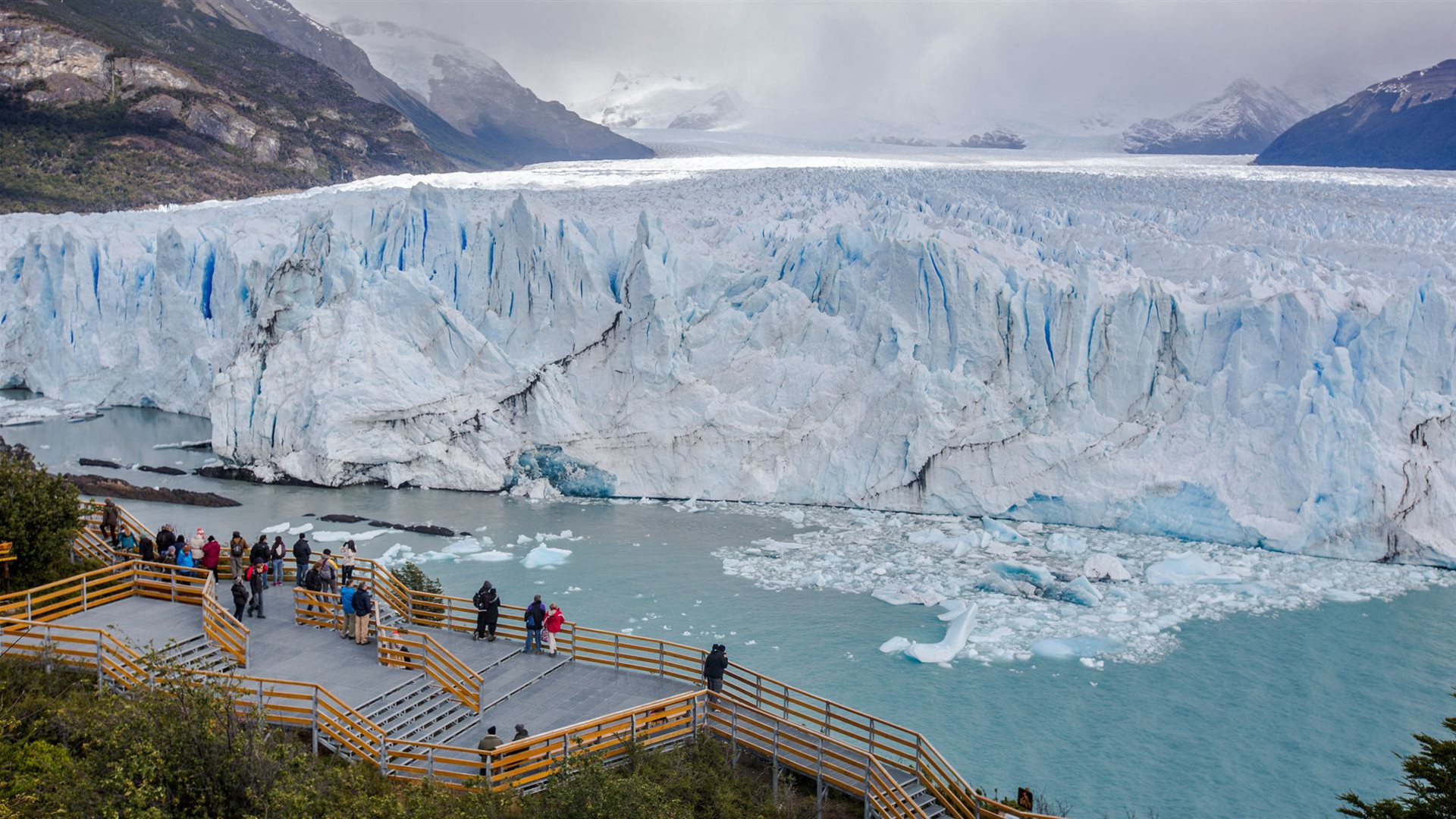 Patagonien: Turquoise Lakes & Torres del Paine