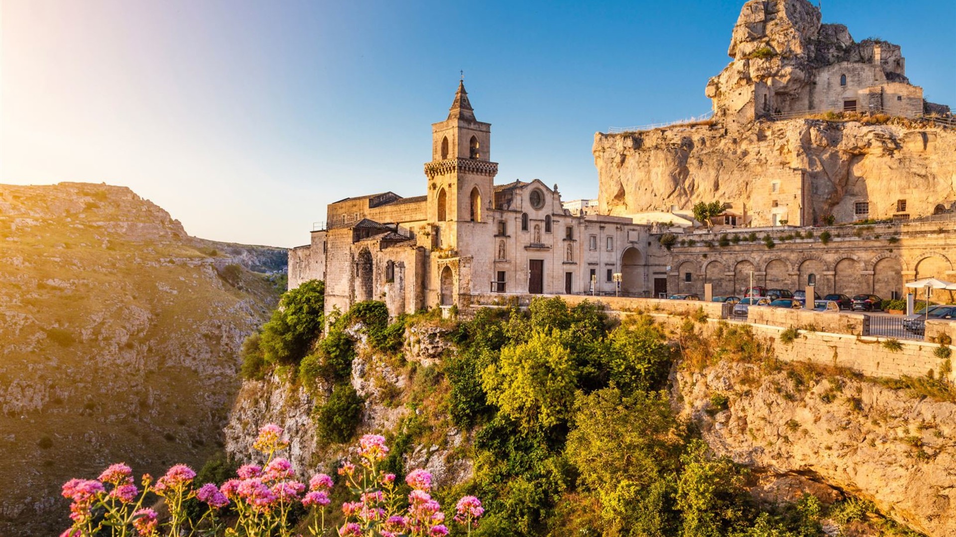 Walking in Puglia & Matera