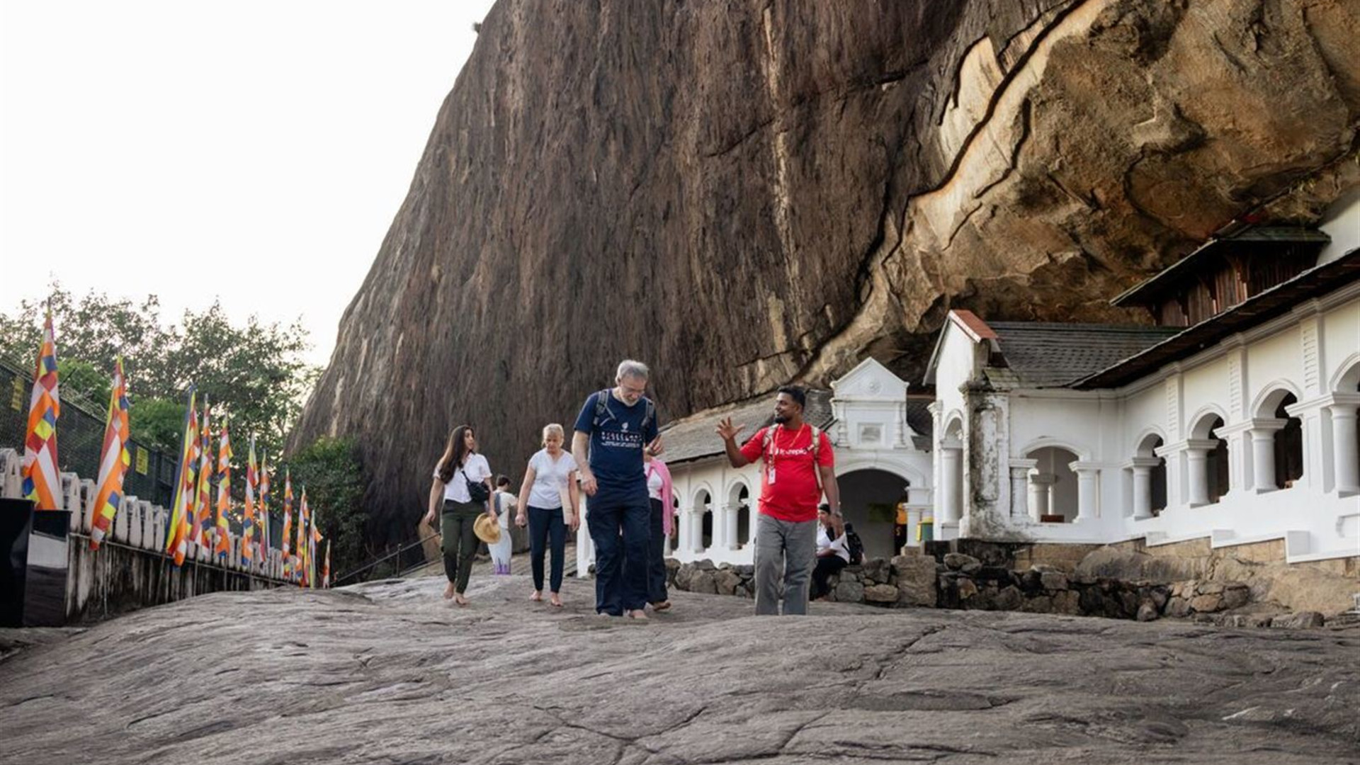 Sri Lanka: Hike, Bike & Kayak