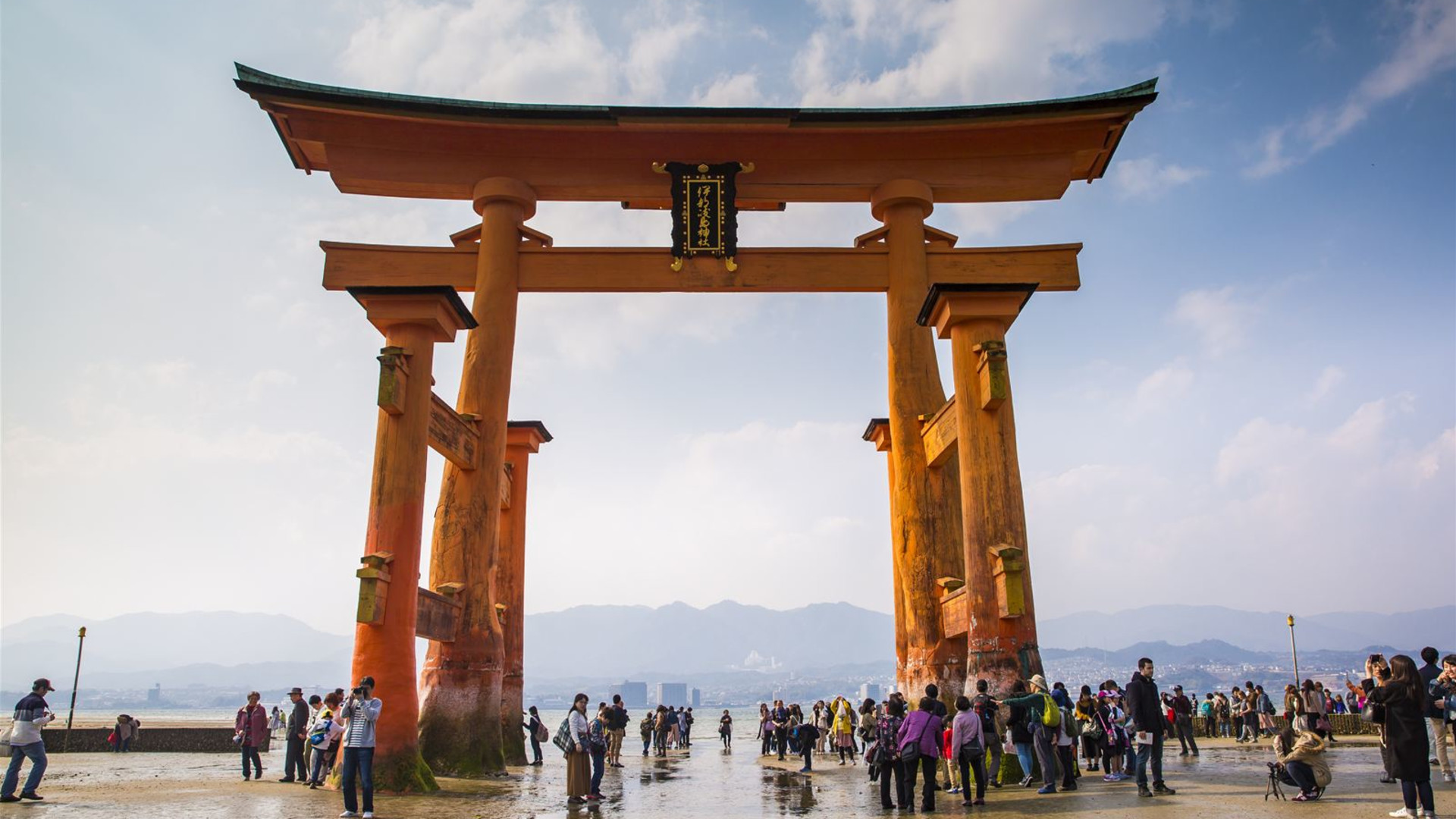 Von Seoul nach Osaka: Strände und Großstädte