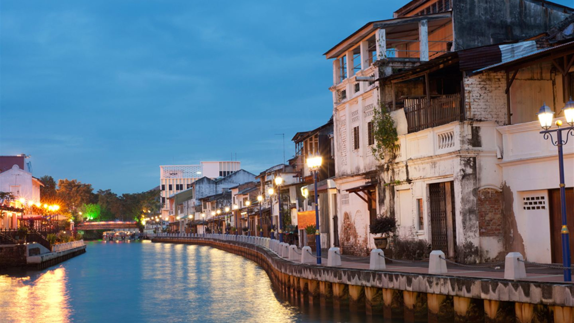 Journeys: Best of Borneo