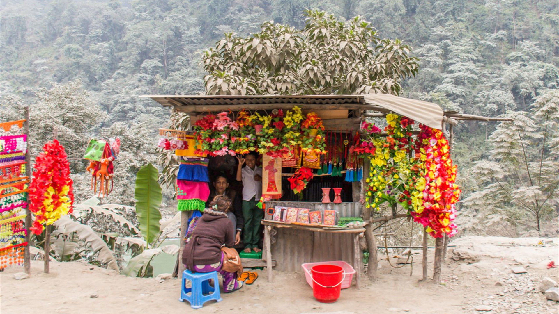 Essential Nepal
