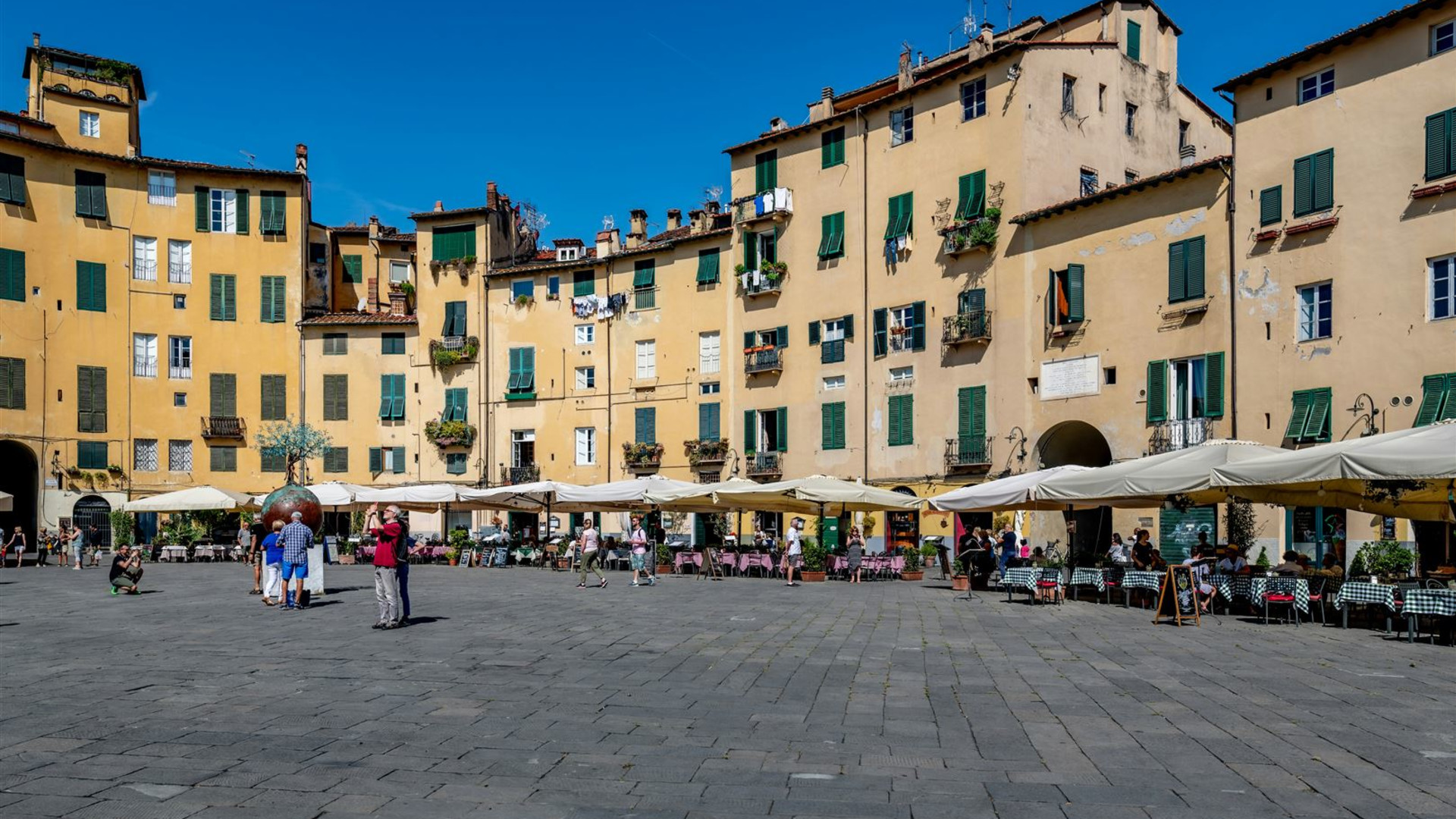 Spotlight on Tuscany