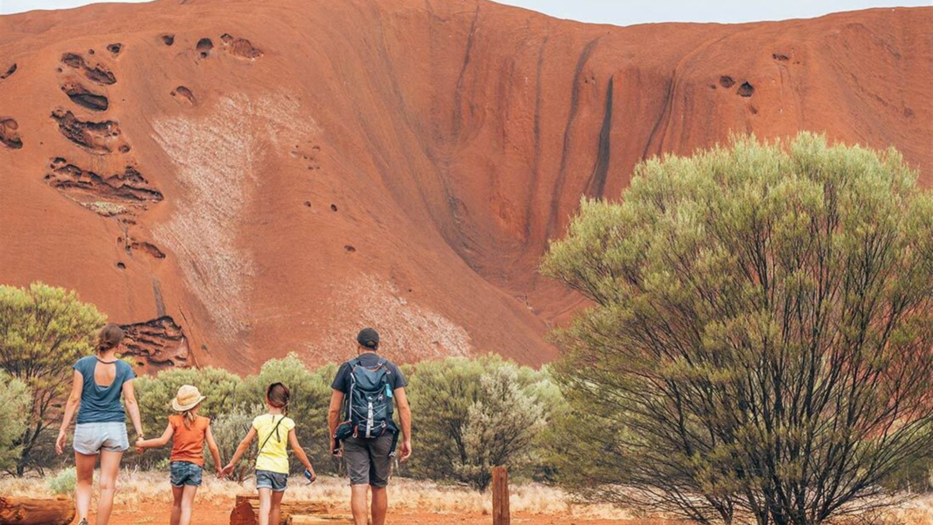 Central Australia & Uluru Family Holiday