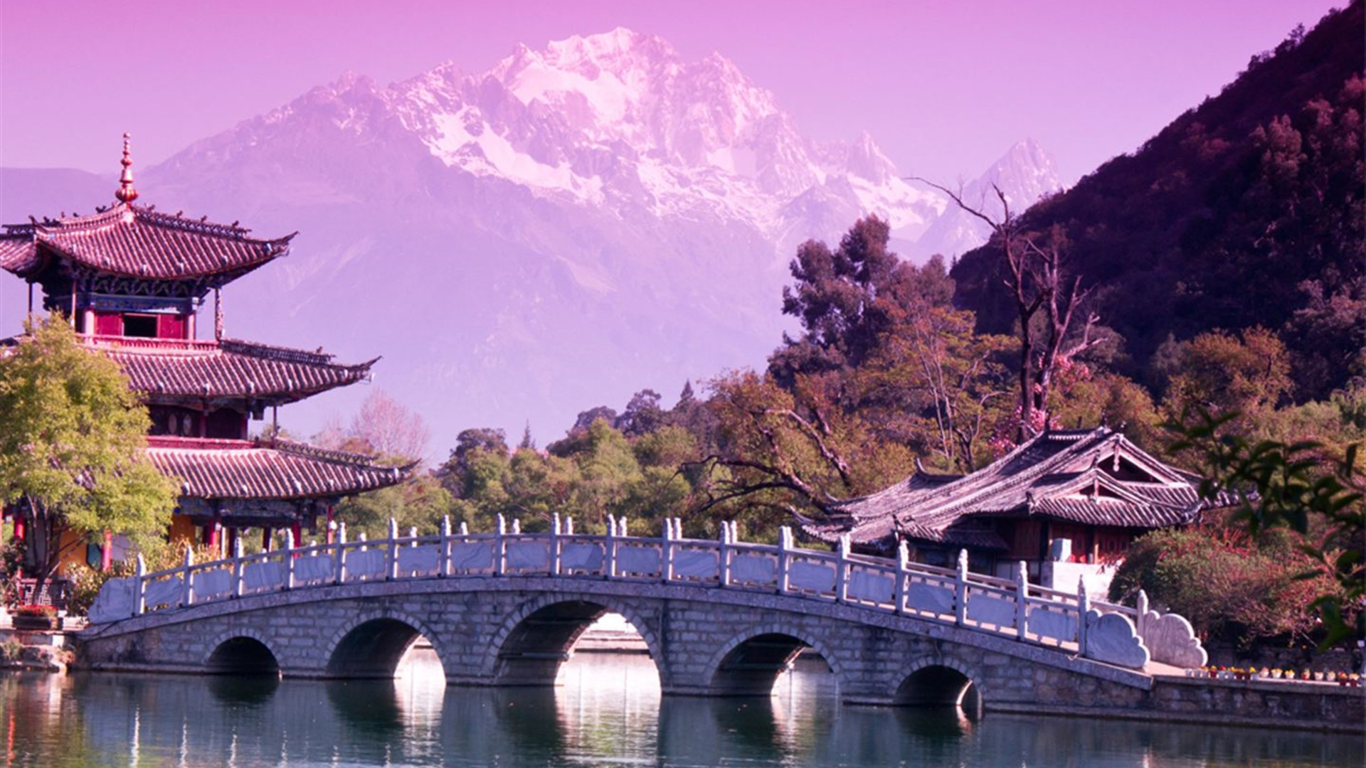 Chinas verborgene Höhepunkte: Von Chengdu nach Kunming