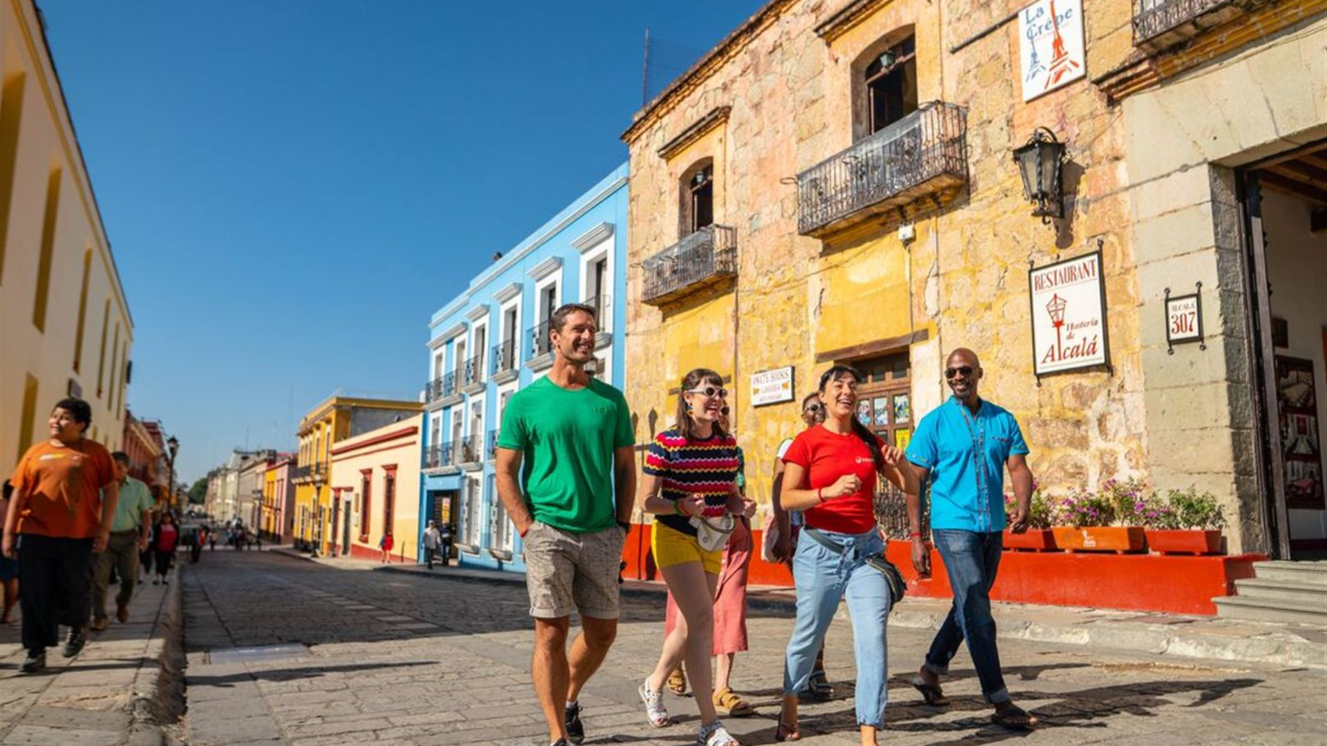 Central America Encompassed