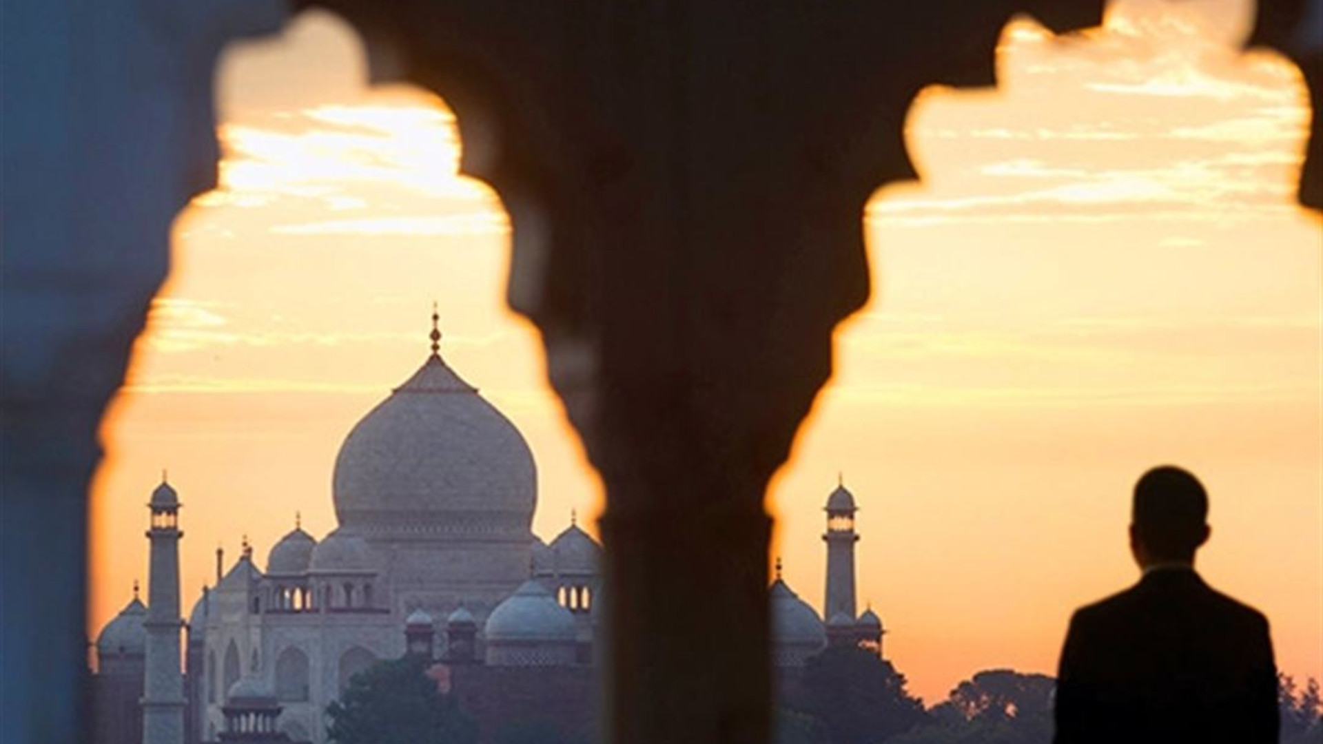 Signature: India's Jaipur, the Taj Mahal, Varanasi & Delhi