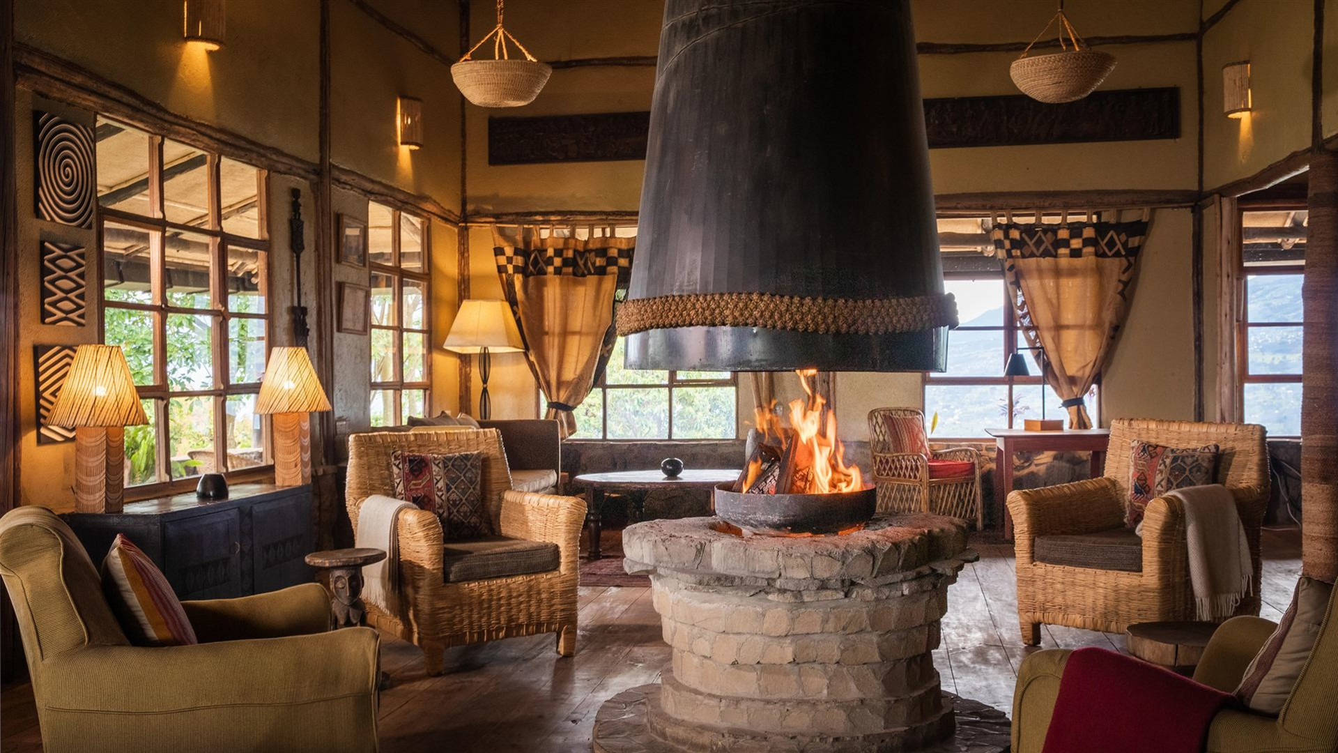 Signature: Kenya & Rwanda — From the Mara to the Mist