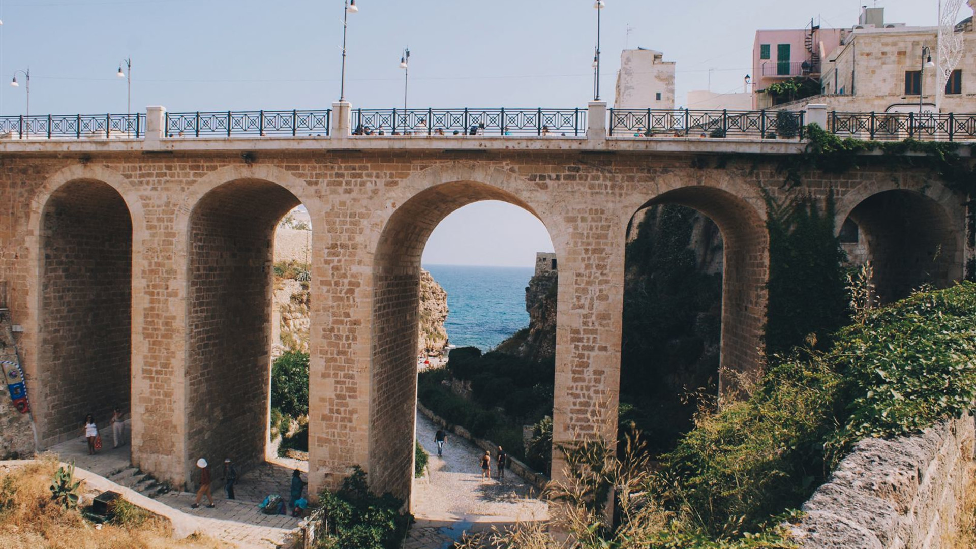 Walking in Puglia & Matera
