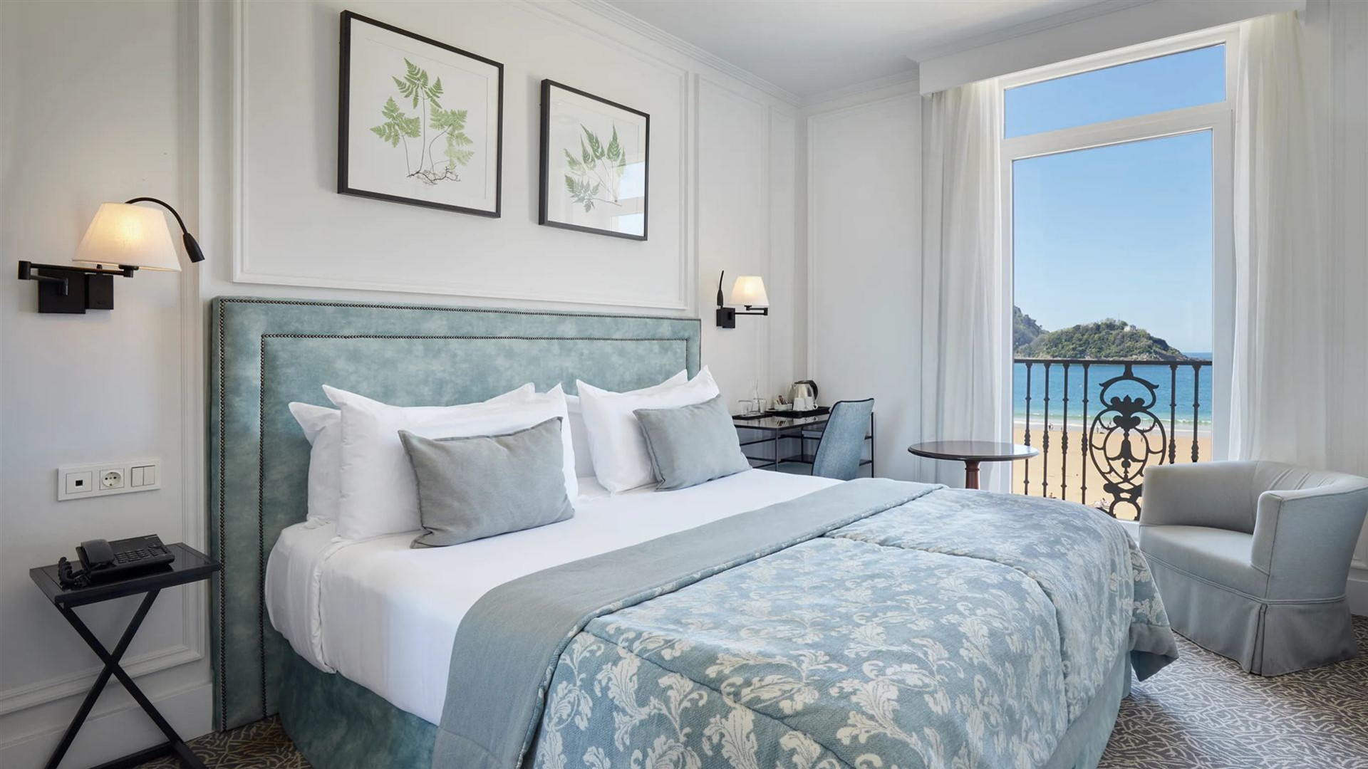 Signature: Northern Spain & the Vineyards of Southwest France