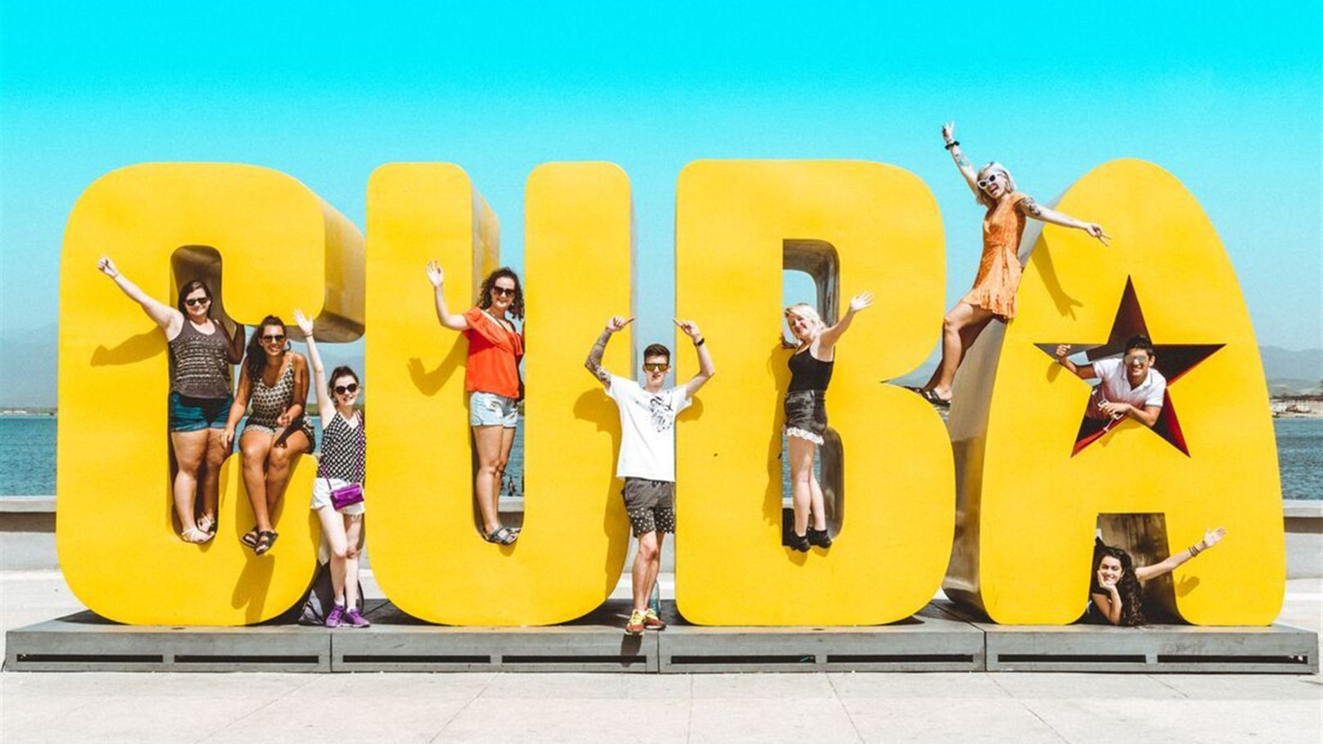 Hola Cuba