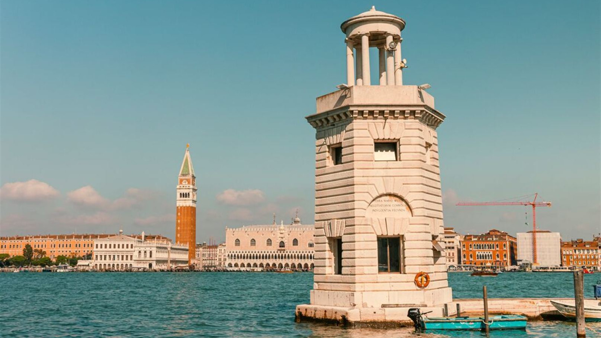 Premium Italy in Depth