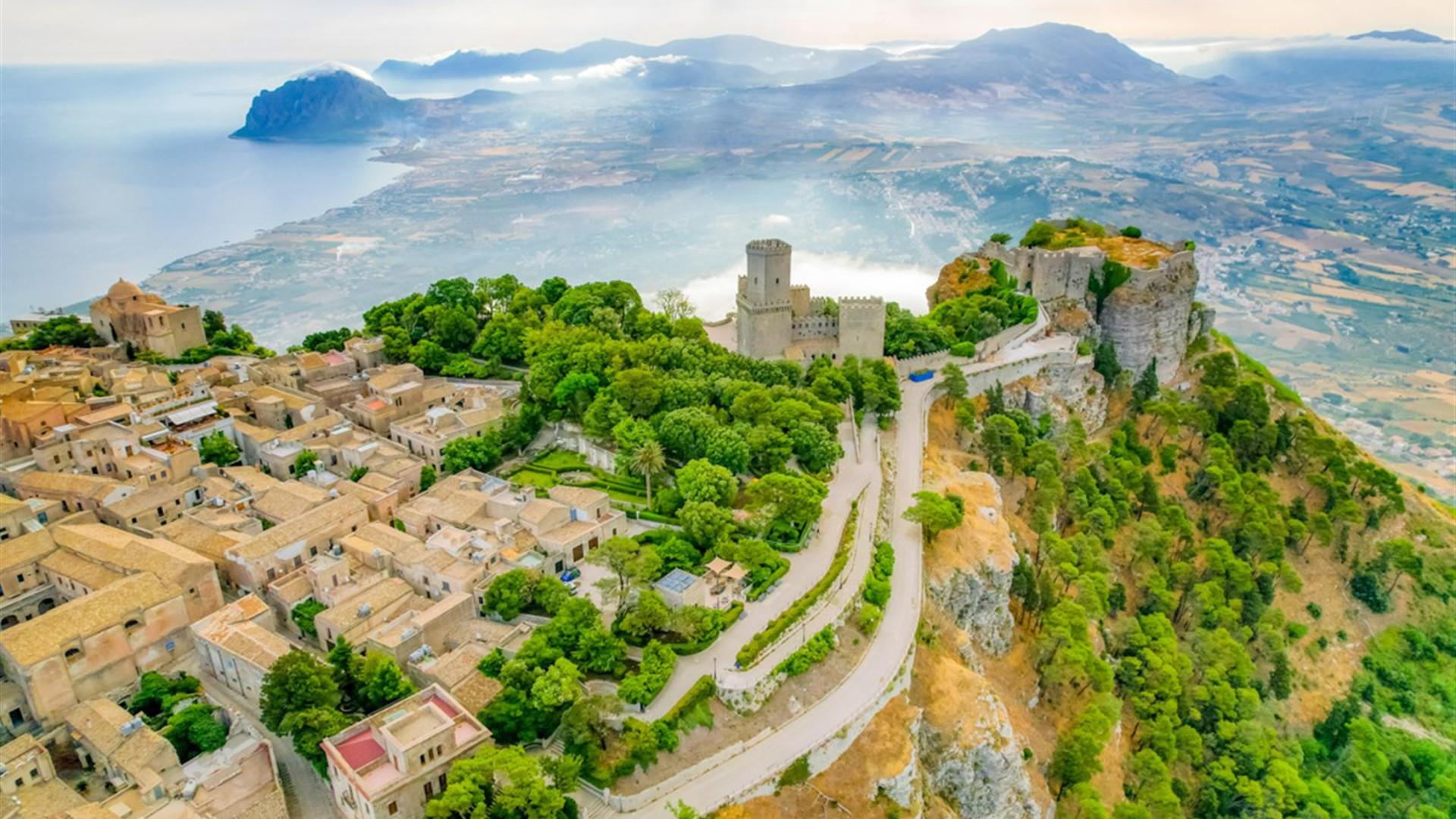 Highlights of Calabria, Mount Etna & Sicily