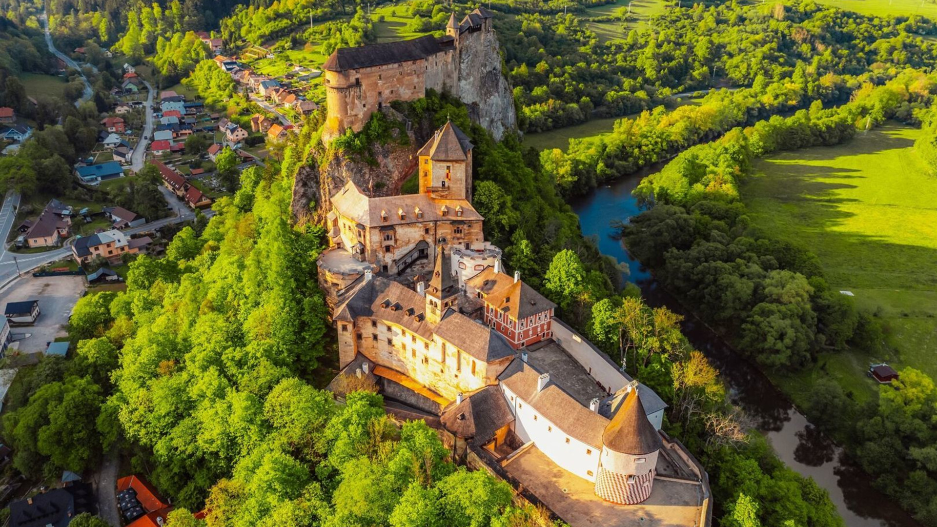 Premium Prague to Bucharest