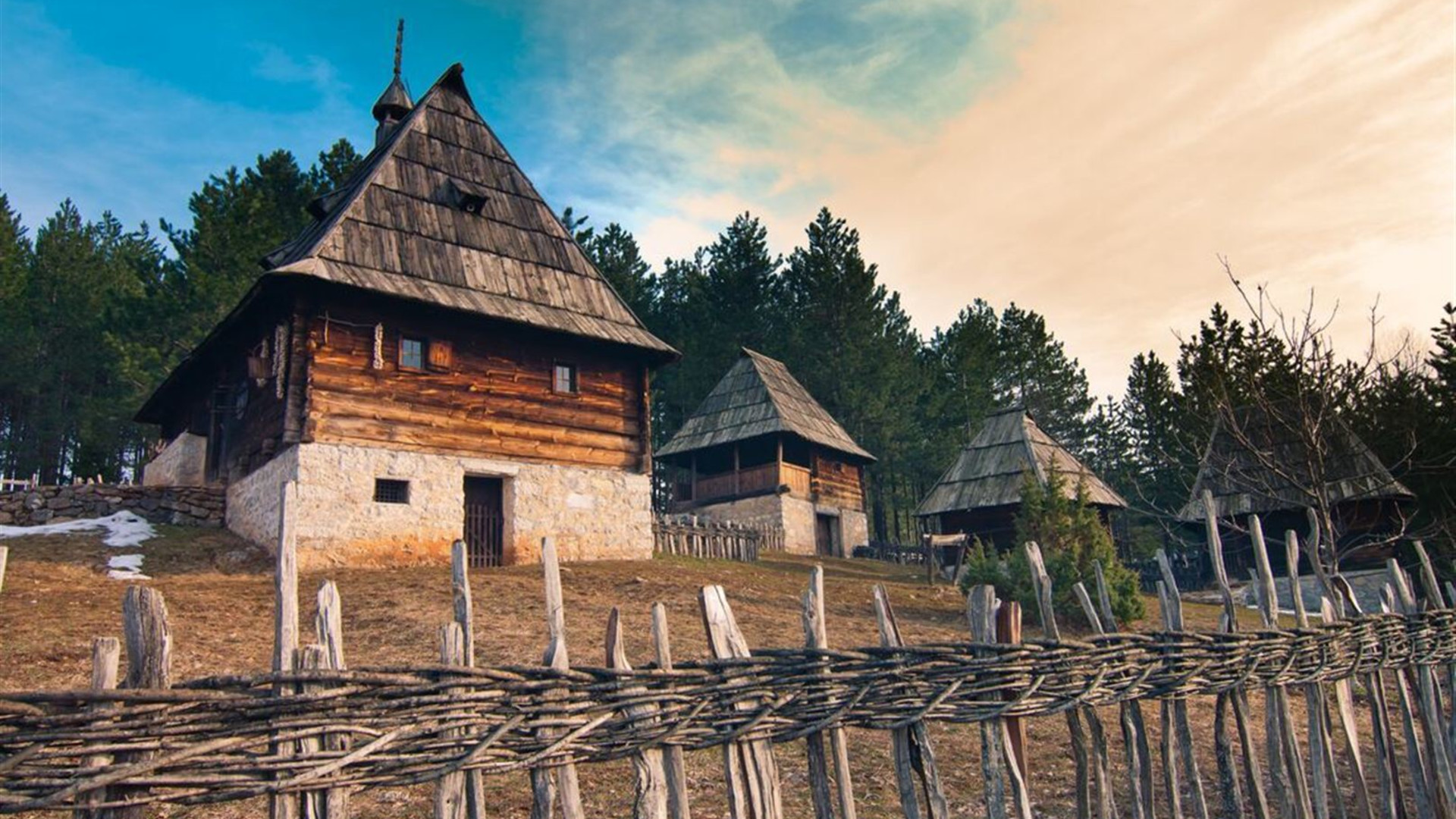 Premium Dubrovnik to Bucharest