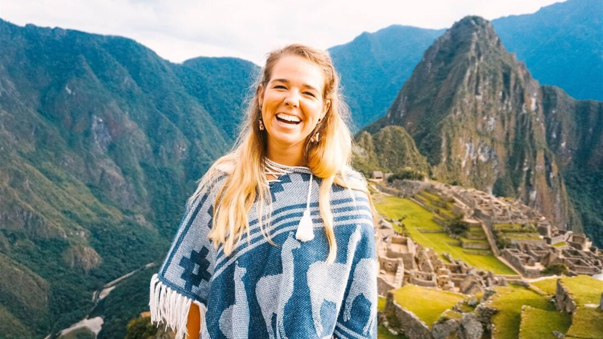 Peru Encompassed