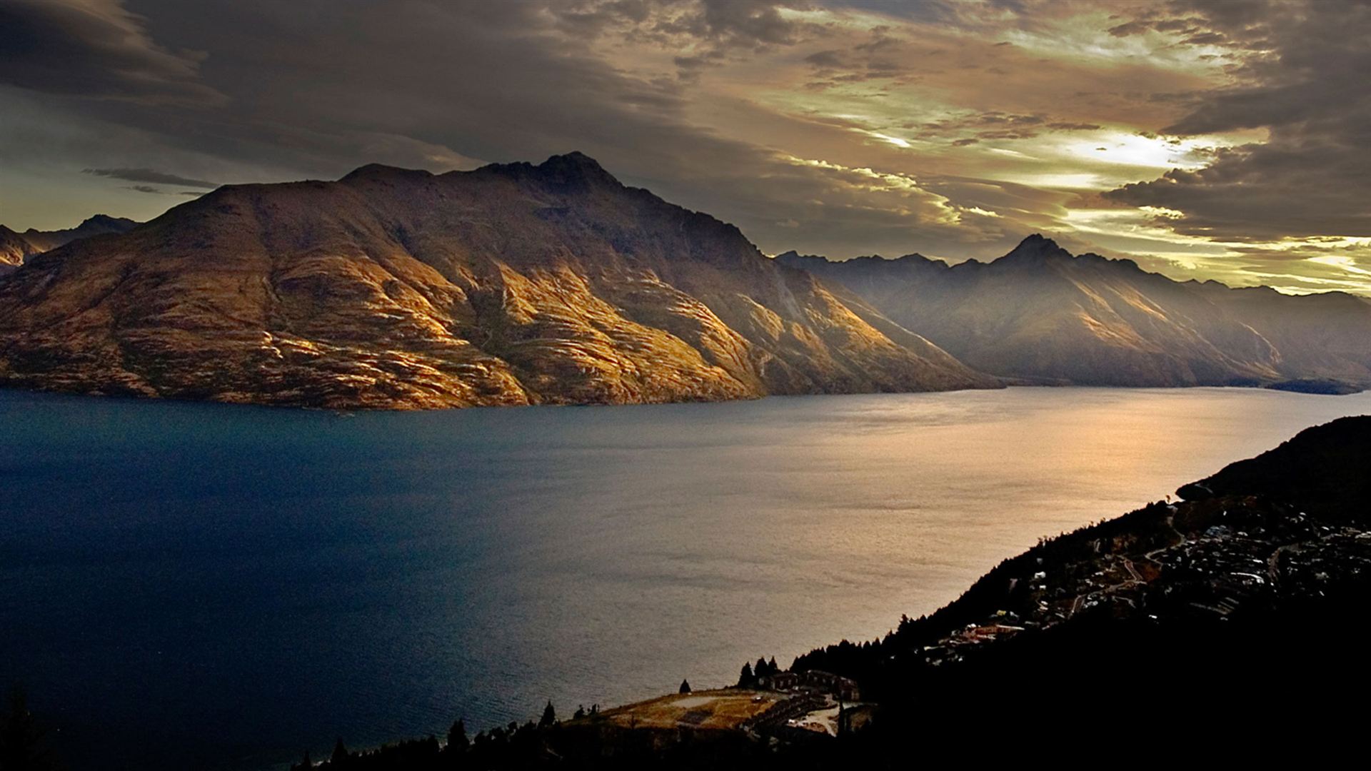 Journeys: Iconic Australia and New Zealand