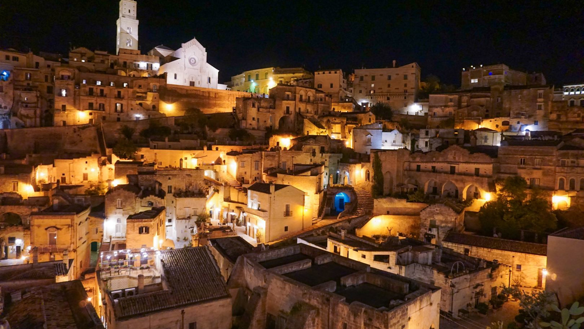 Walking in Puglia & Matera