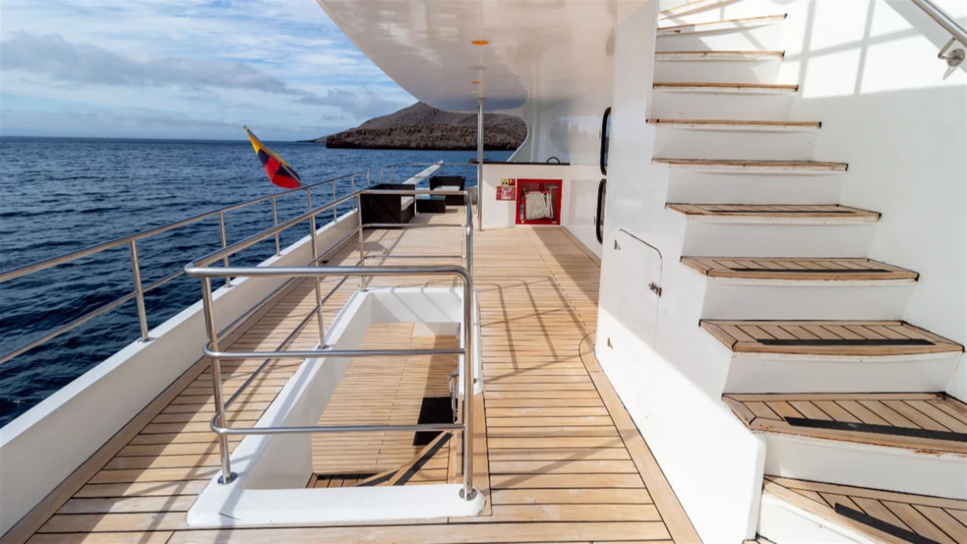 Galapagos – West and Central Islands aboard the Reina Silvia Voyager (Cruise Only)