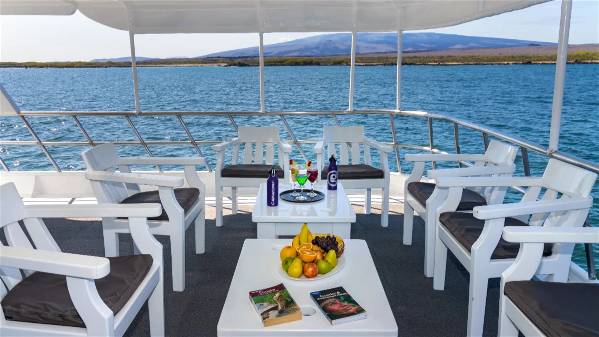 Galapagos — South & East Islands aboard the Yolita